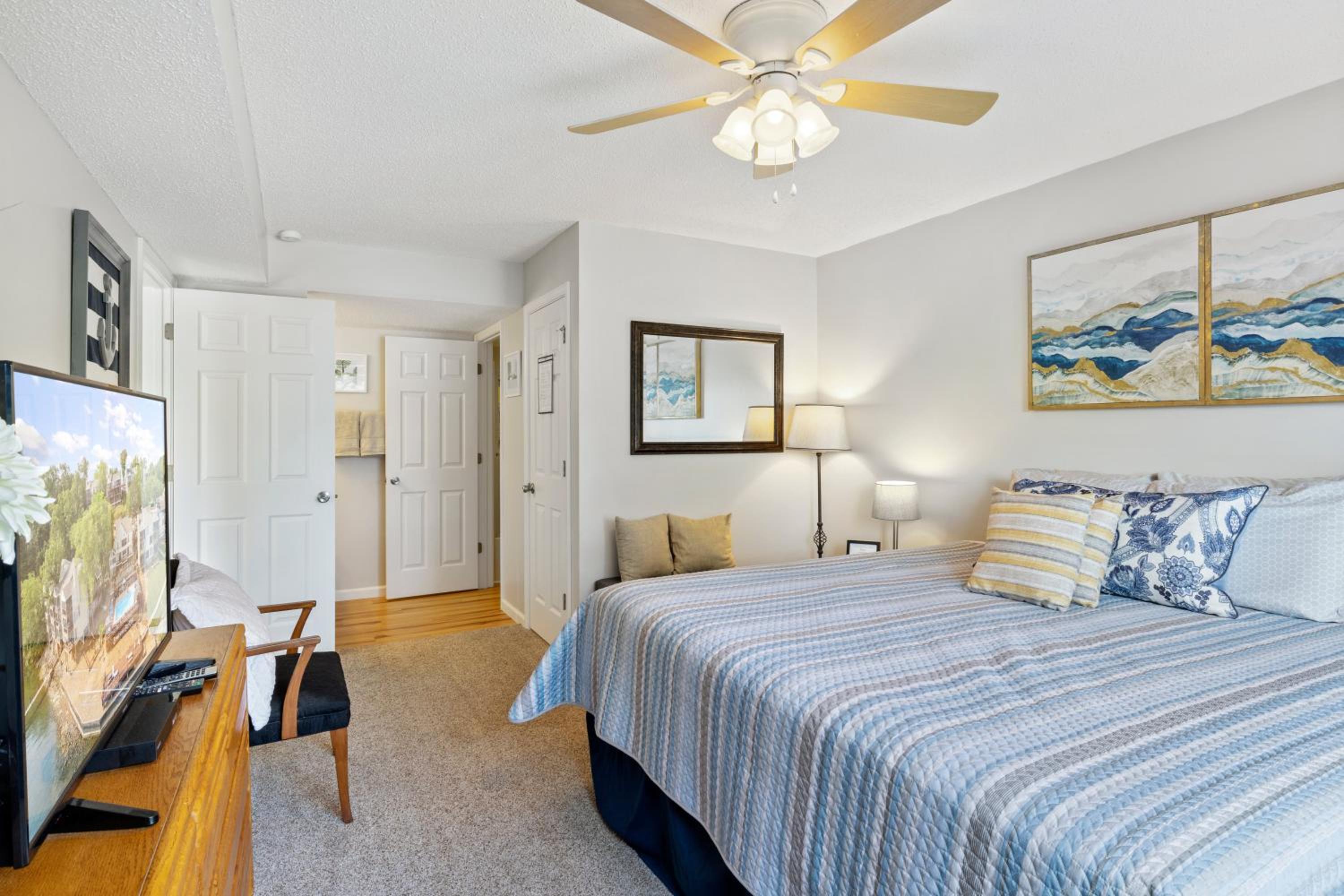 Dream Condo with Perfect Location for All The Fun!