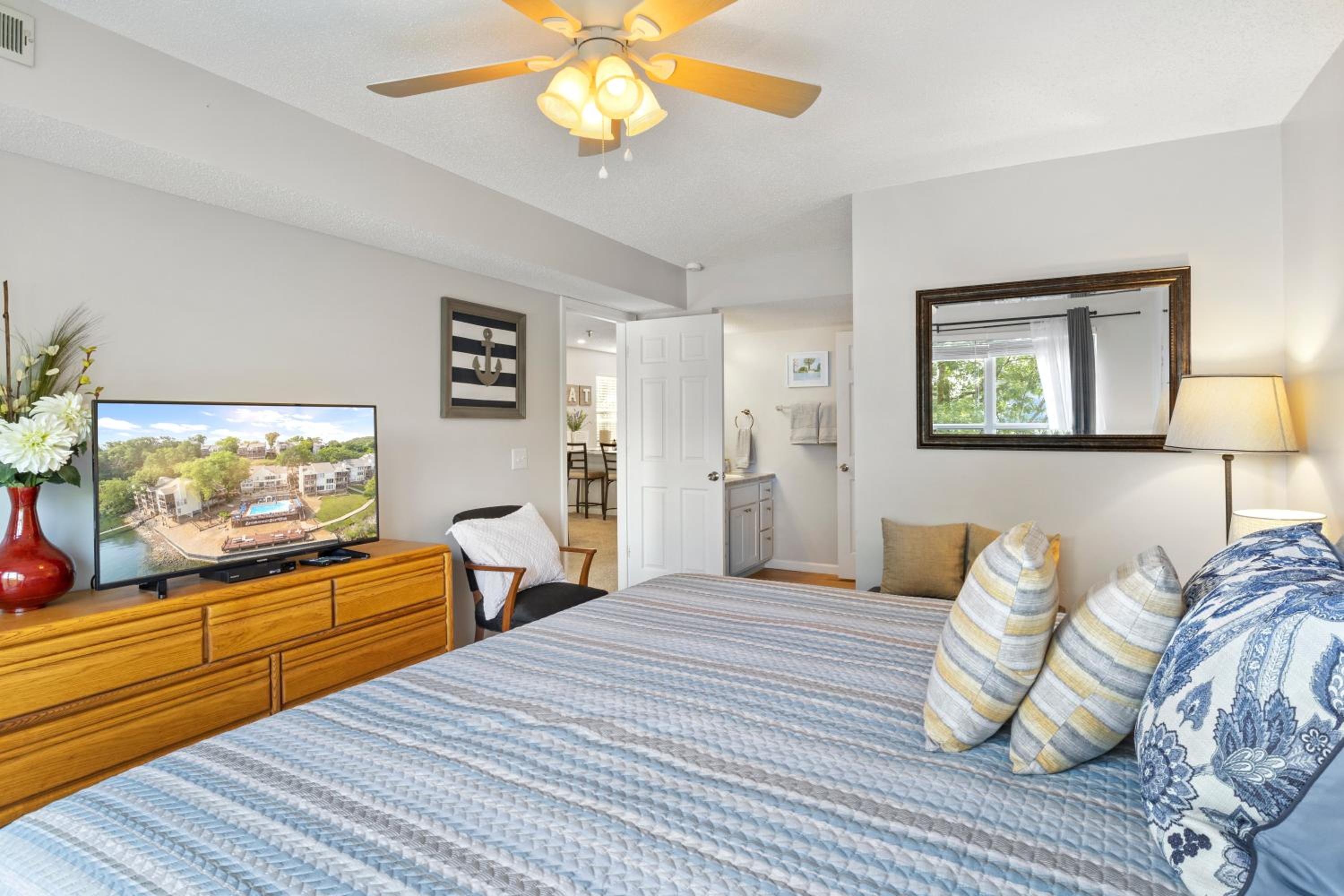 Dream Condo with Perfect Location for All The Fun!