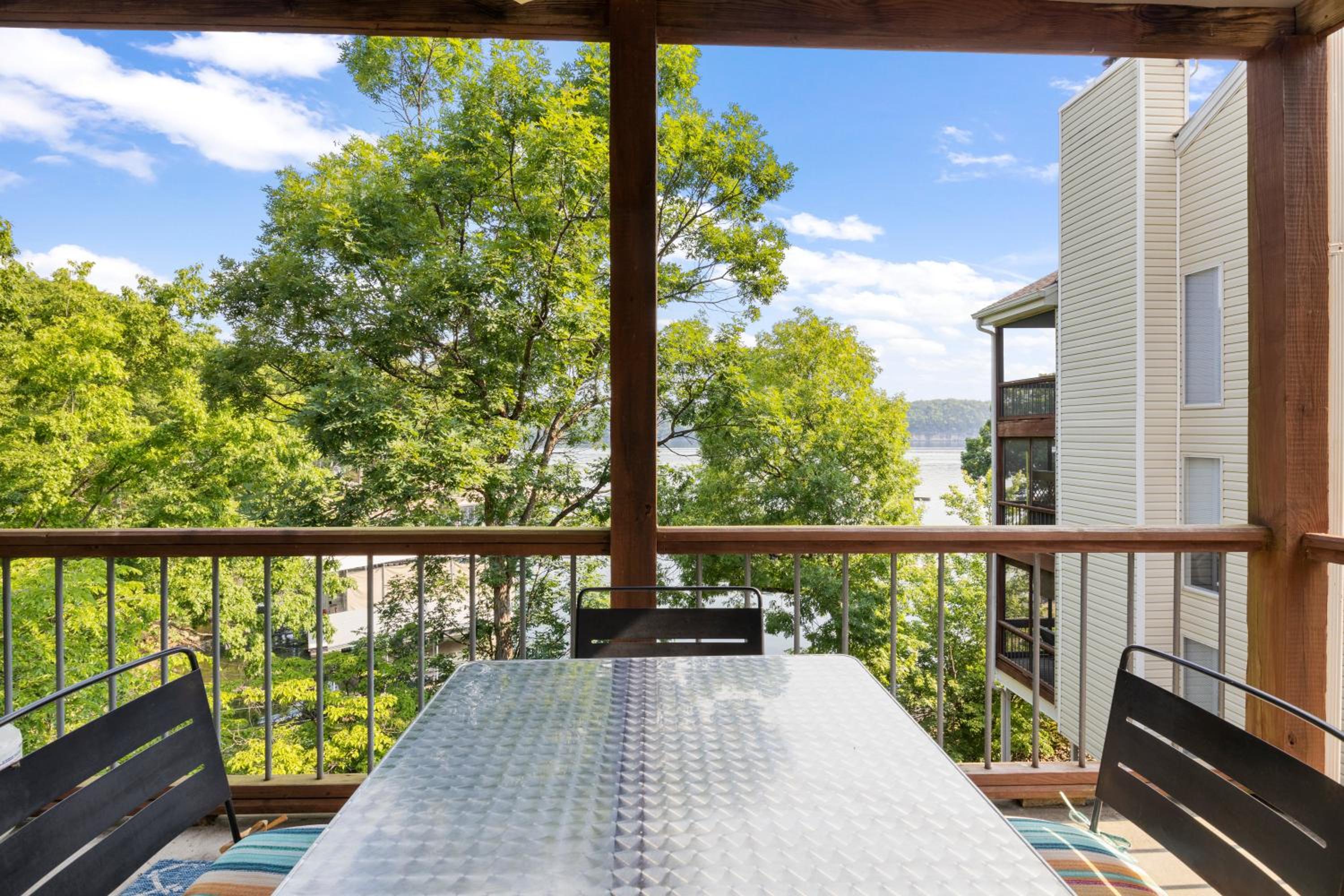 Dream Condo with Perfect Location for All The Fun!