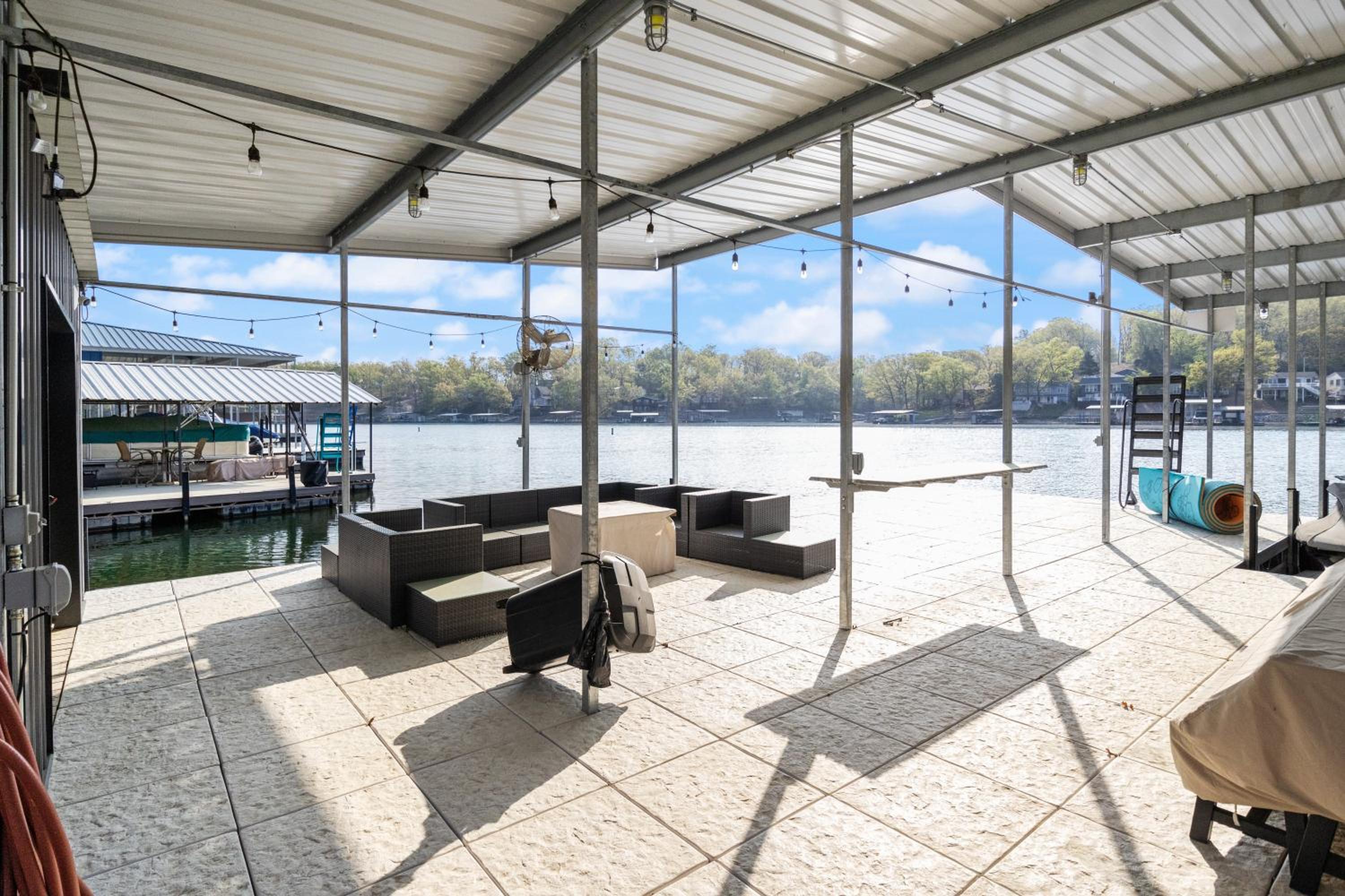 Family-Friendly, Dock Enjoyment, Kayaks, Lake View