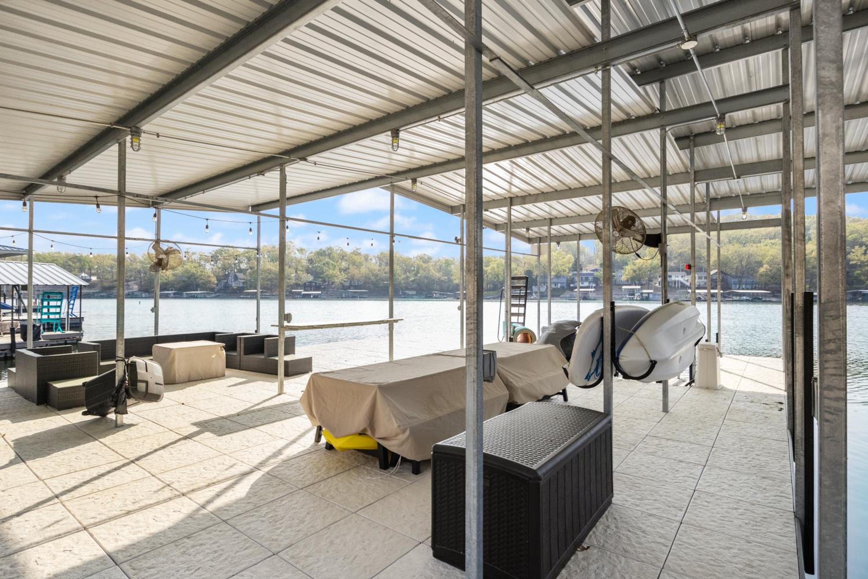 Family-Friendly, Dock Enjoyment, Kayaks, Lake View