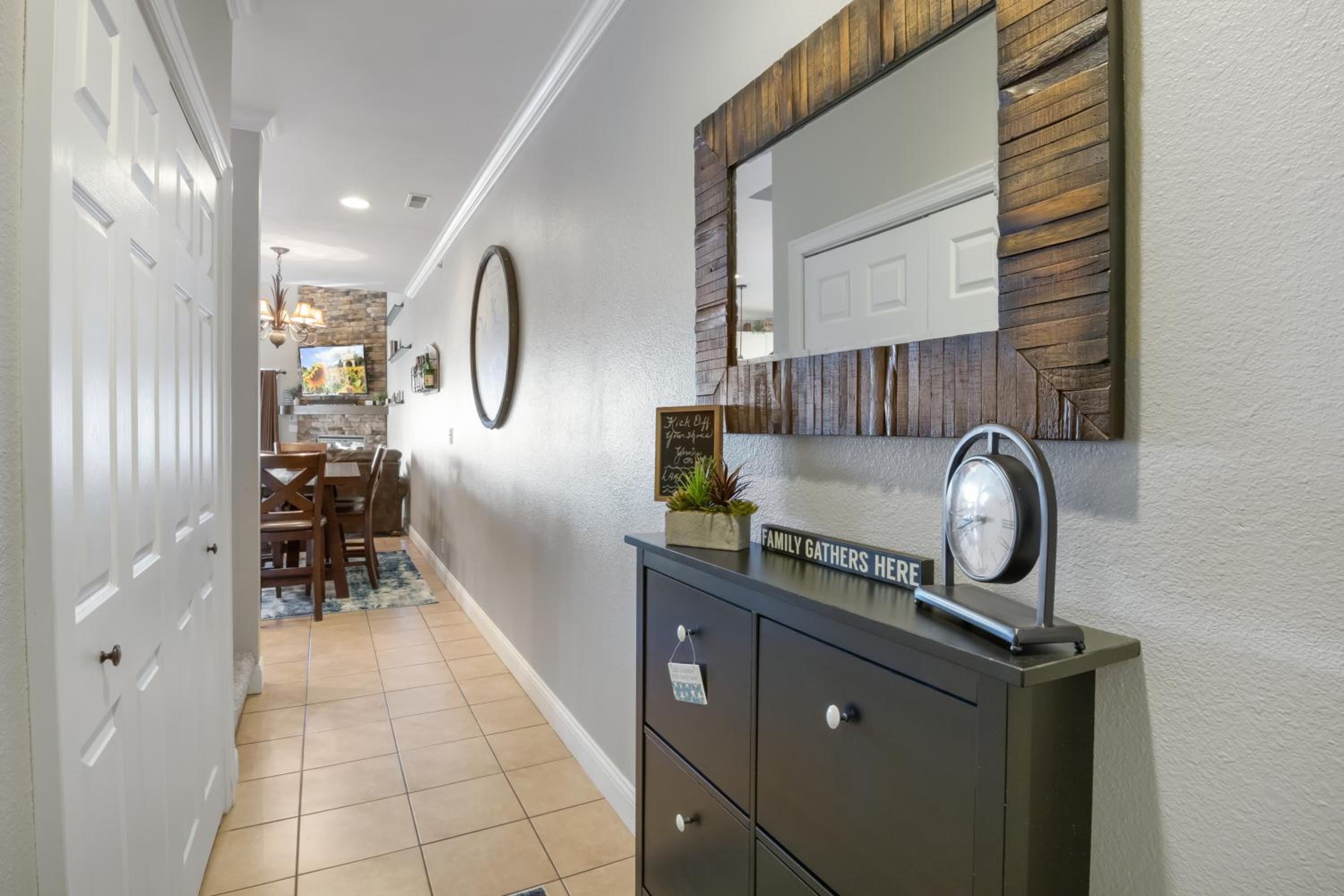Beautiful Cove Views & Plenty Relaxing Spaces