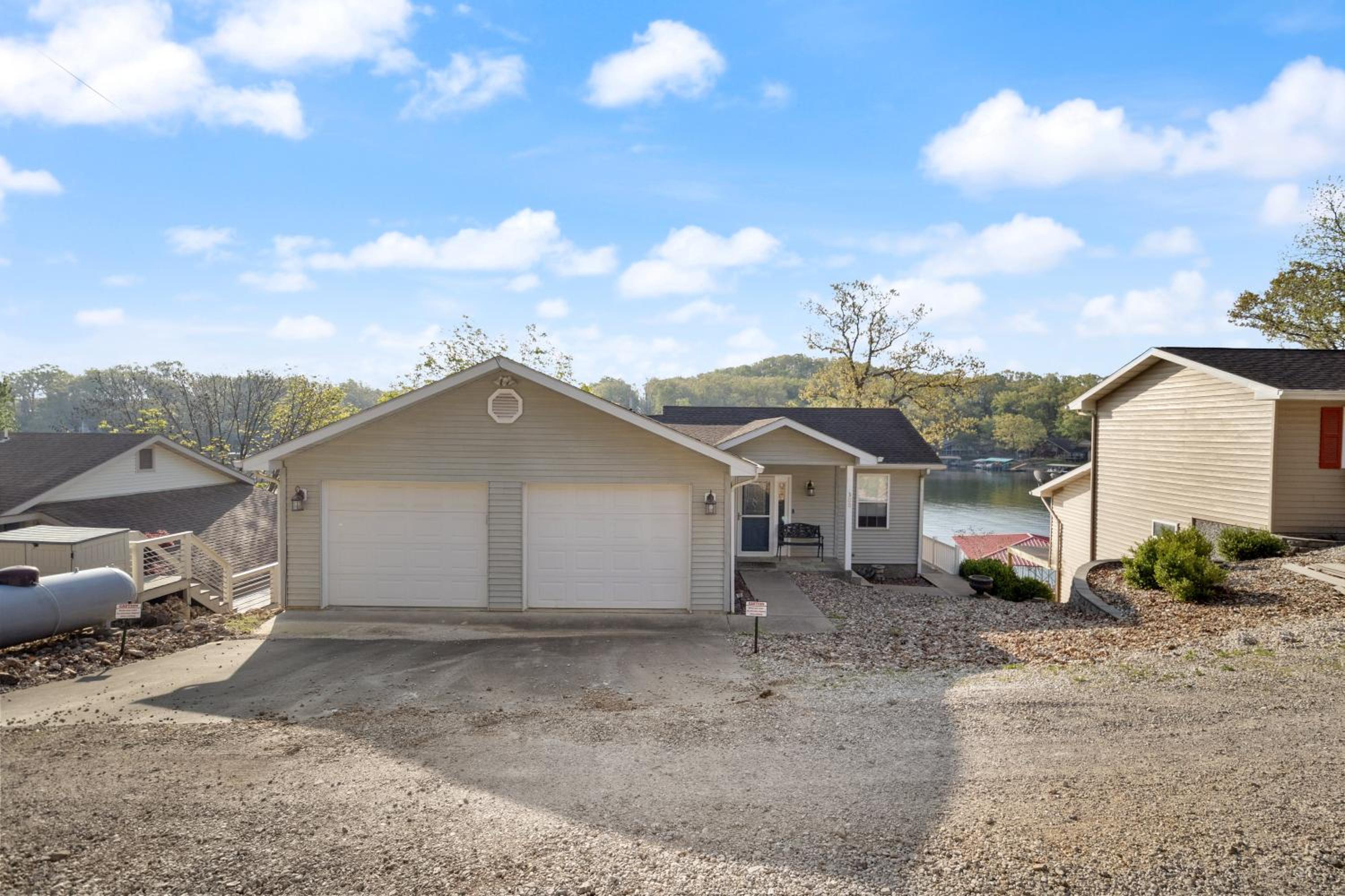 Family-Friendly, Dock Enjoyment, Kayaks, Lake View