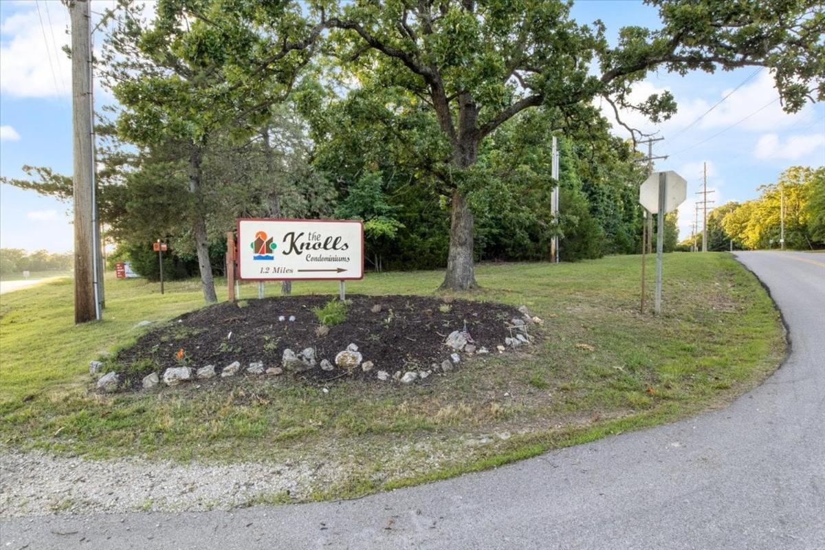Excellent Family Stay w/ Boat Slip, 2 Pools, Hot Tub, Courts & Arcade Games