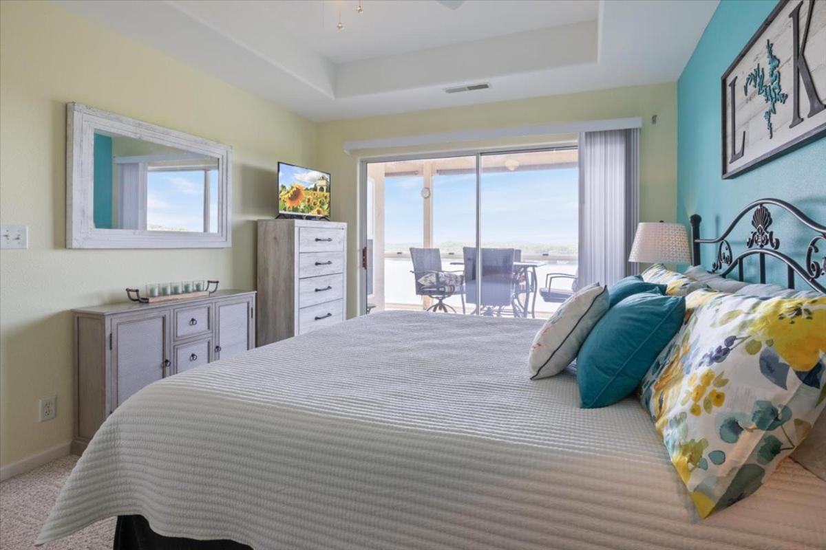 Family-Friendly Condo w/ 2 Pools & Updated Deck on the 14mm