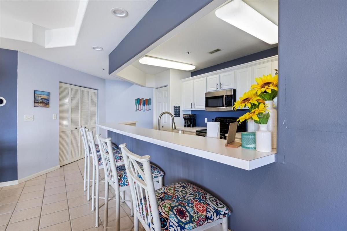Family-Friendly Condo w/ 2 Pools & Updated Deck on the 14mm