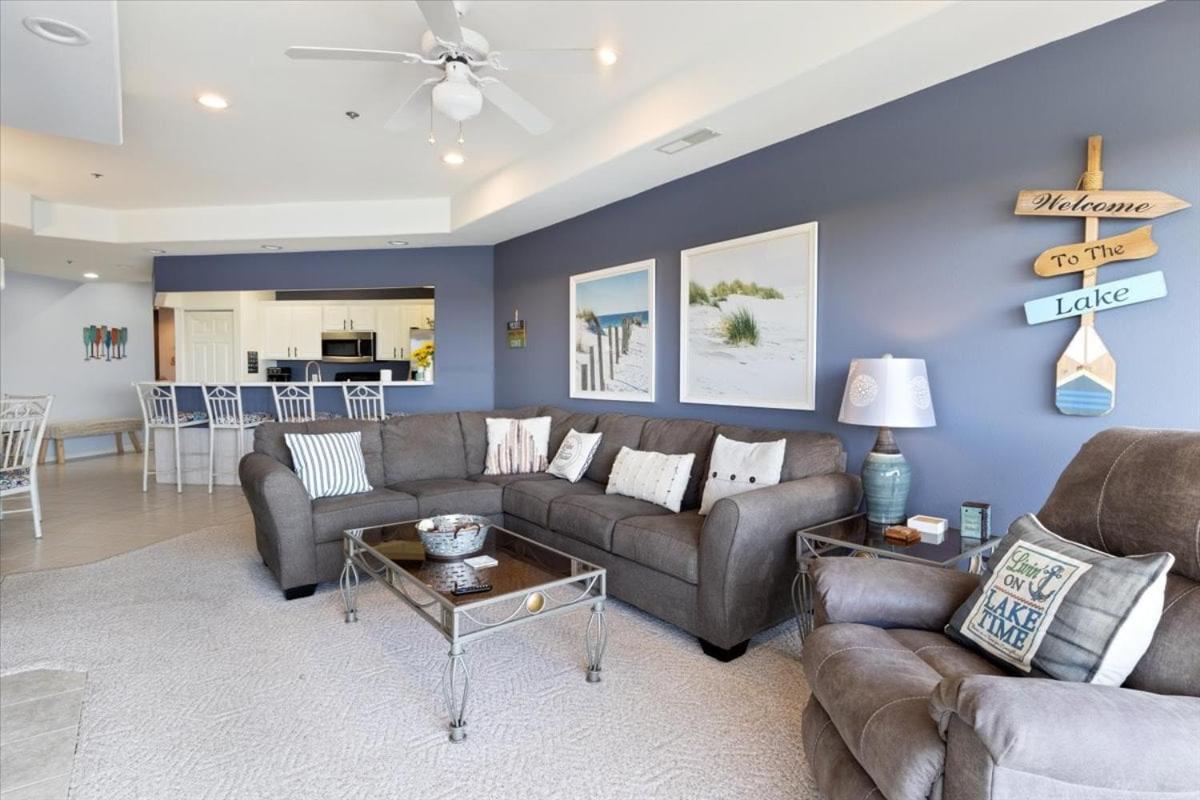 Family-Friendly Condo w/ 2 Pools & Updated Deck on the 14mm