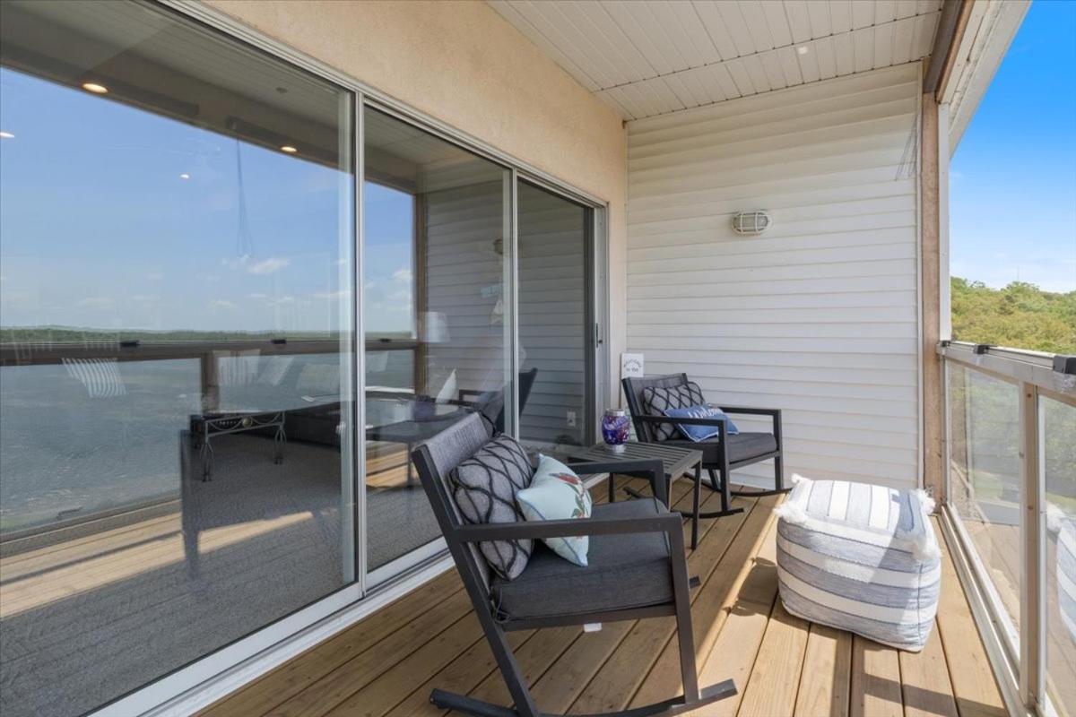 Family-Friendly Condo w/ 2 Pools & Updated Deck on the 14mm