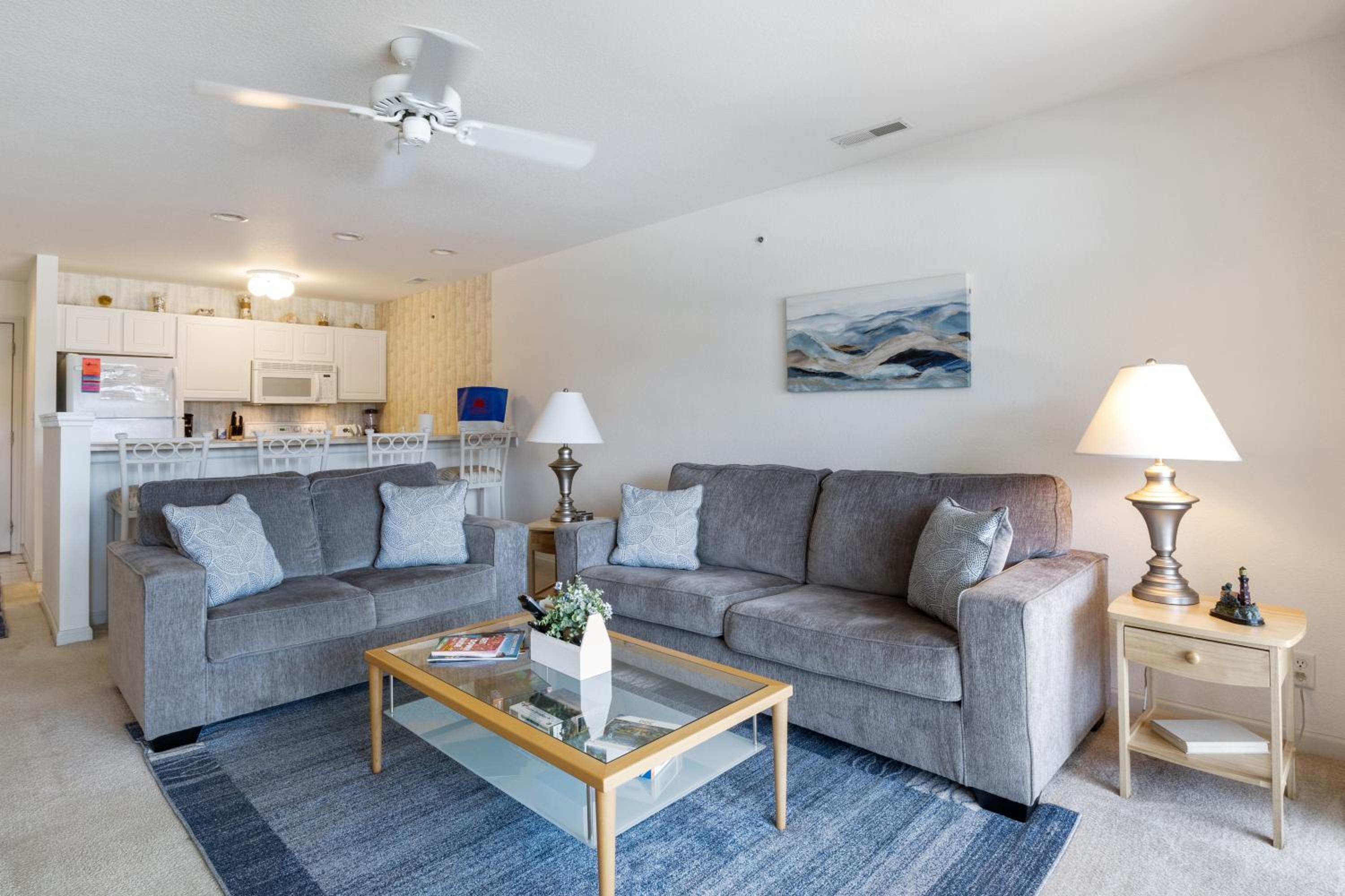 Games, Lake Views, Ease of Access to Unit & Attractions, Family-Friendly, Outdoor Comfort
