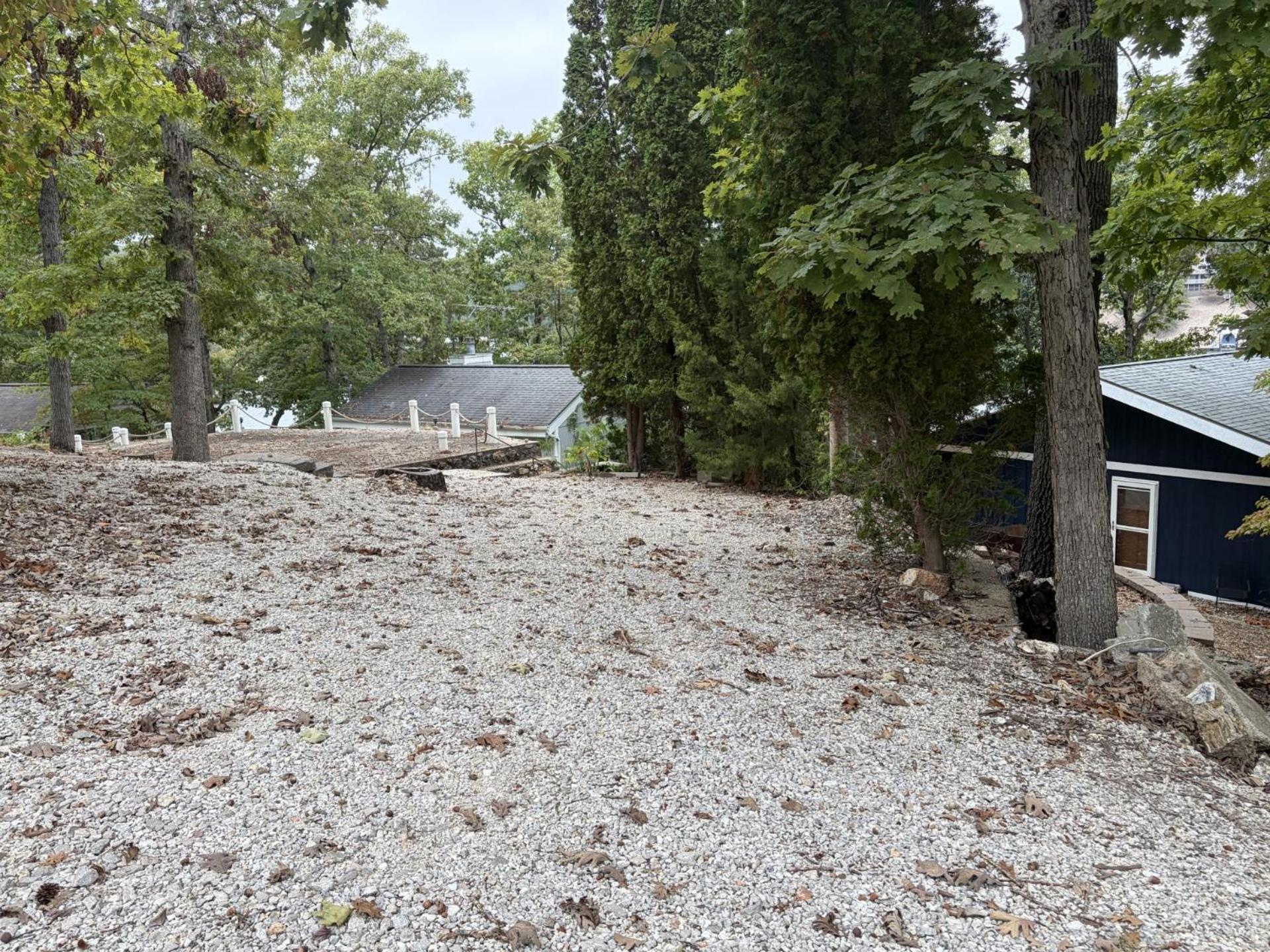 Firepit, Kayaks, Paddle Board, Lake Views, Great Location