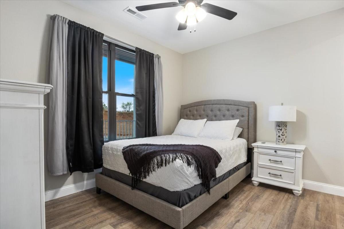 Family-Fun Lakeside Luxury at Topsider in Osage w/ 2 Pools, Prime Views Pack N' Play & Games