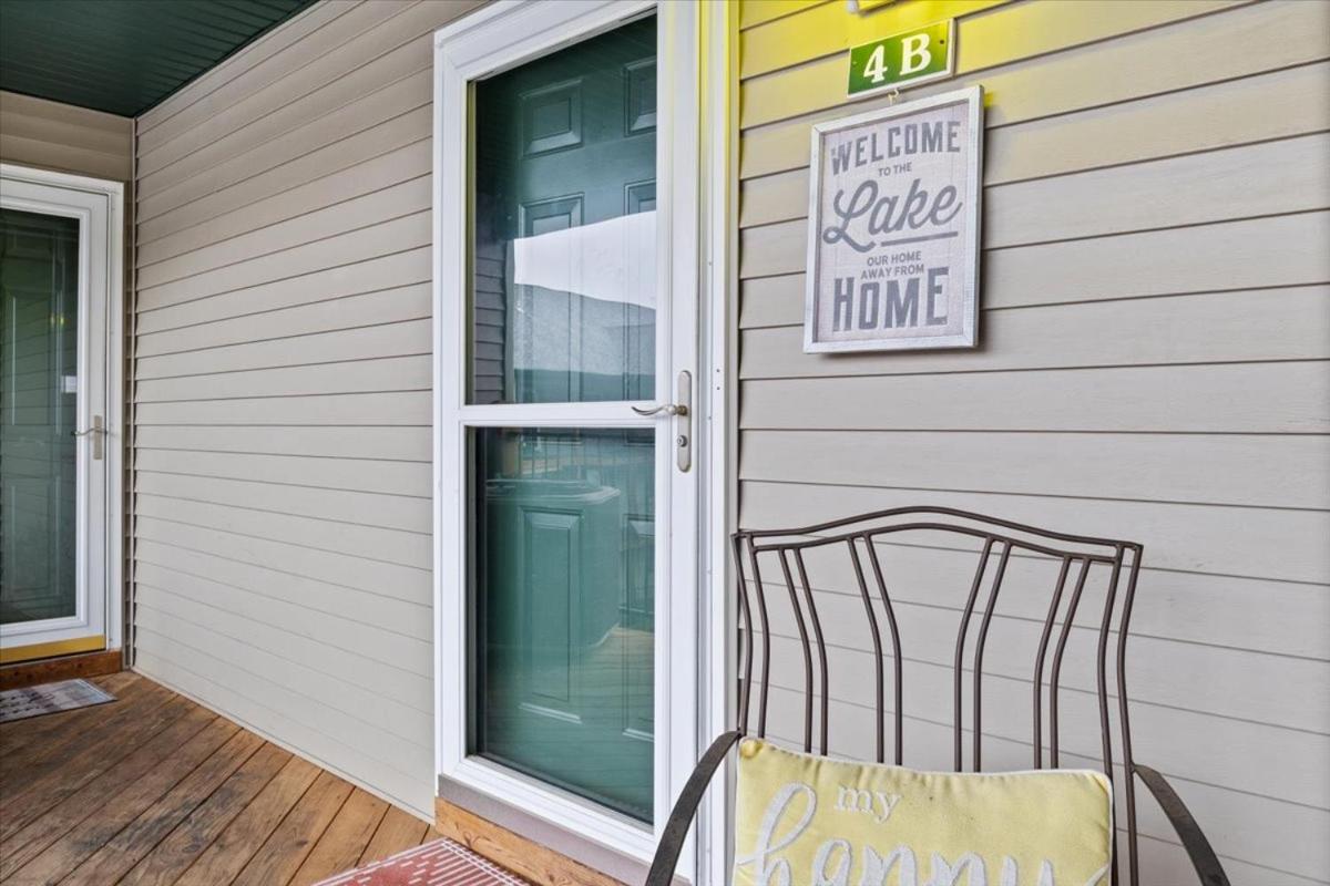 Family-Friendly, Fishing, & Fun w/ 2 Pools, Views, Boat Slip & Launch