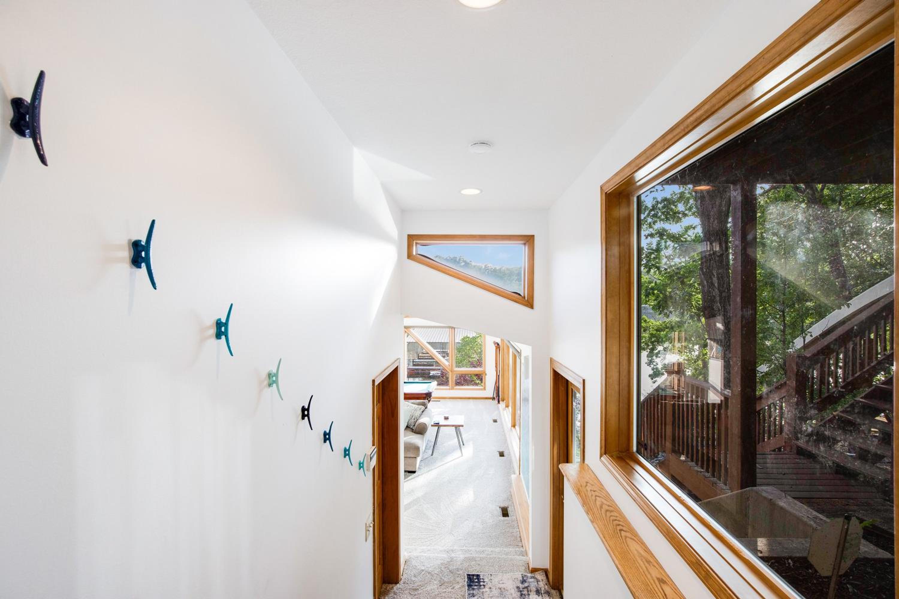 Epic Lake Vacation Home - 2 Story Slide!