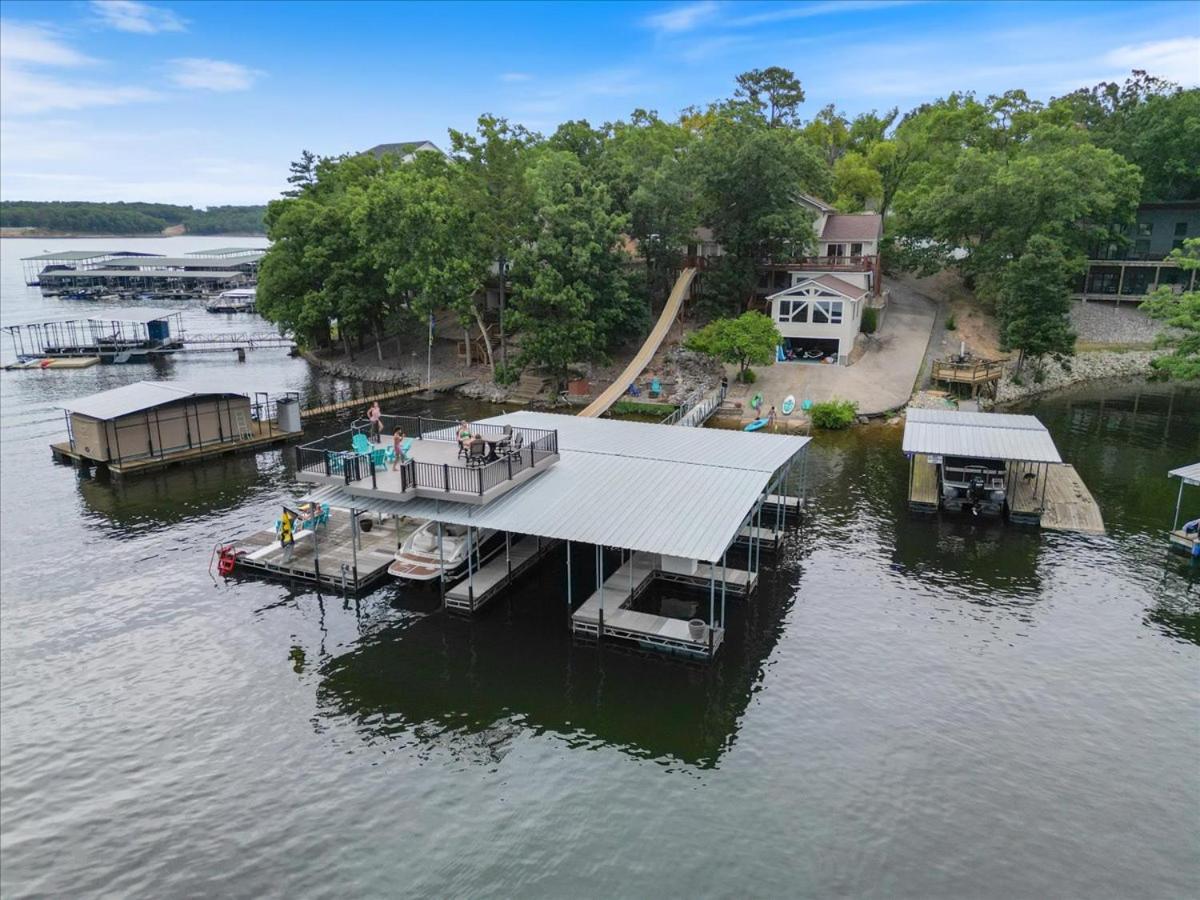 Epic Lake Vacation Home - 2 Story Slide!