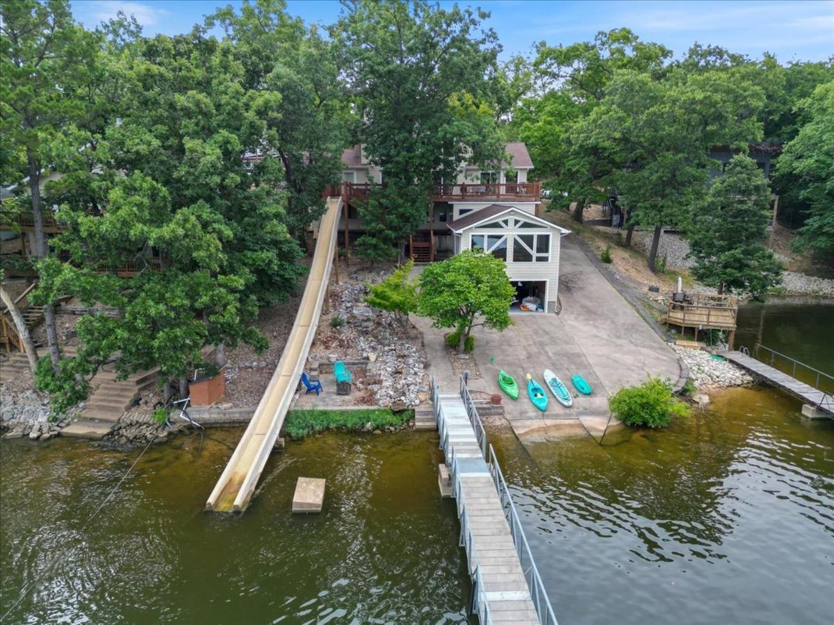 Epic Lake Vacation Home - 2 Story Slide!