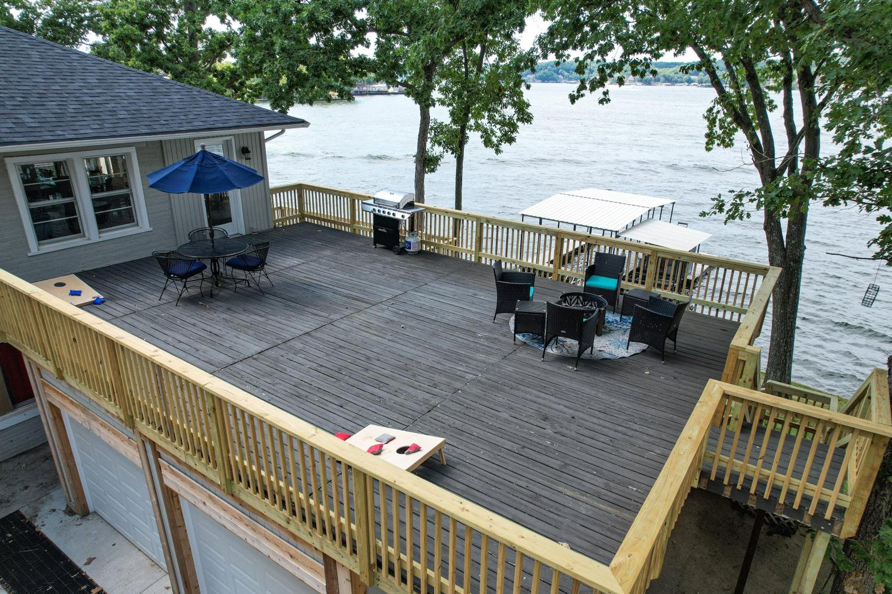 Amazing Decks, Sunsets & Lake Days