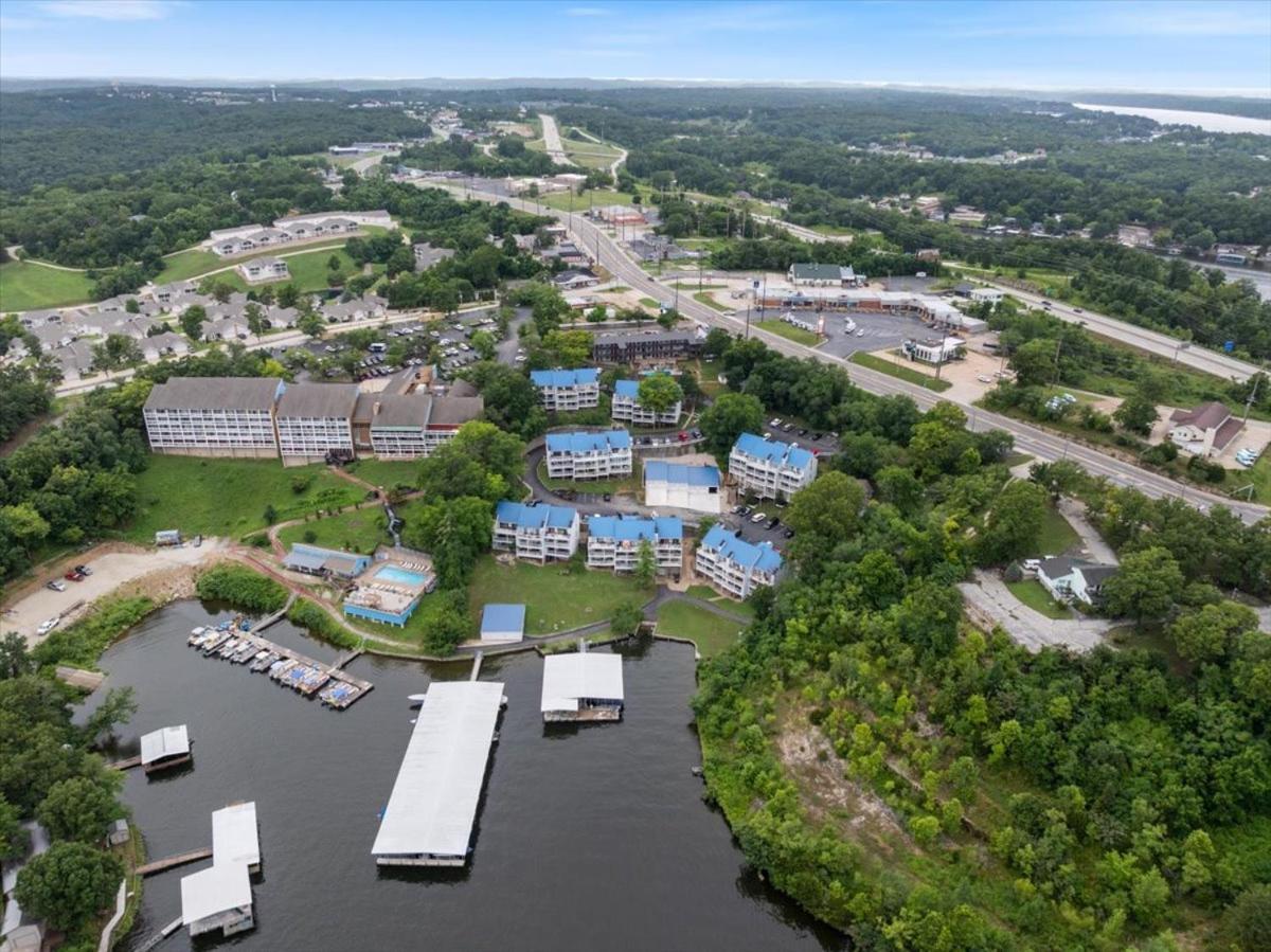 Cozy Pet-Friendly Condo w/ Pool
