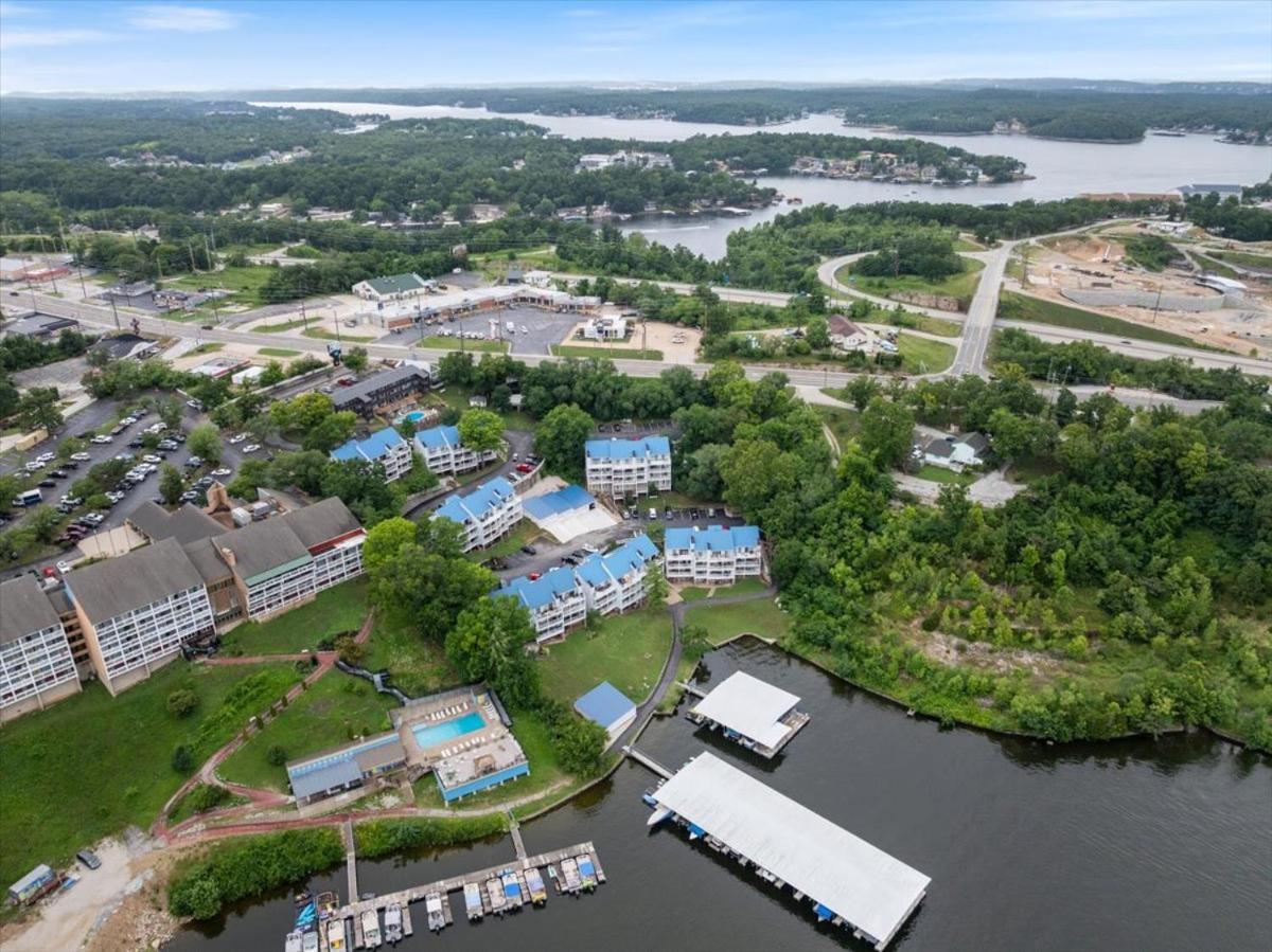 Cozy Pet-Friendly Condo w/ Pool