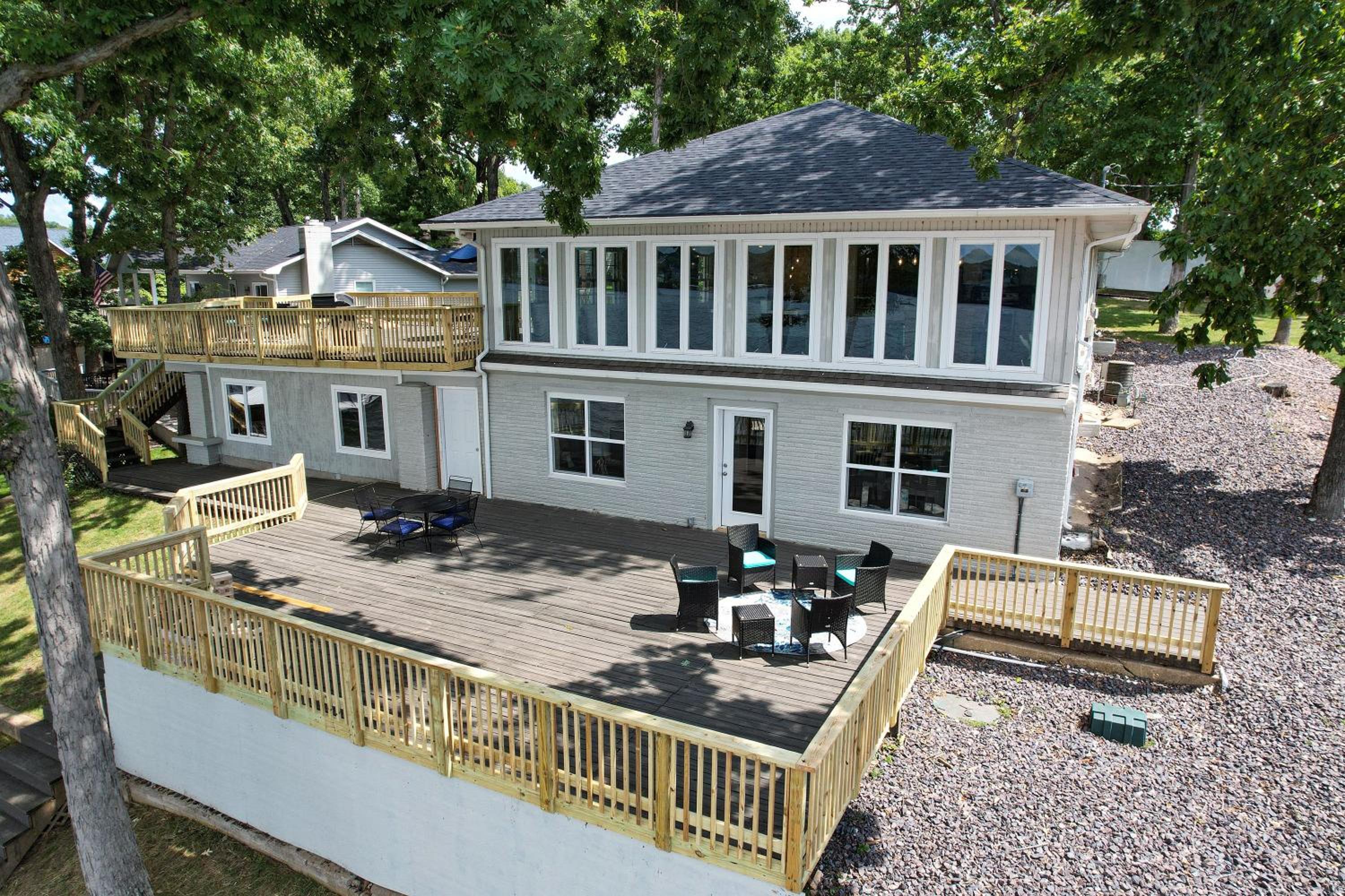 Amazing Decks, Sunsets & Lake Days