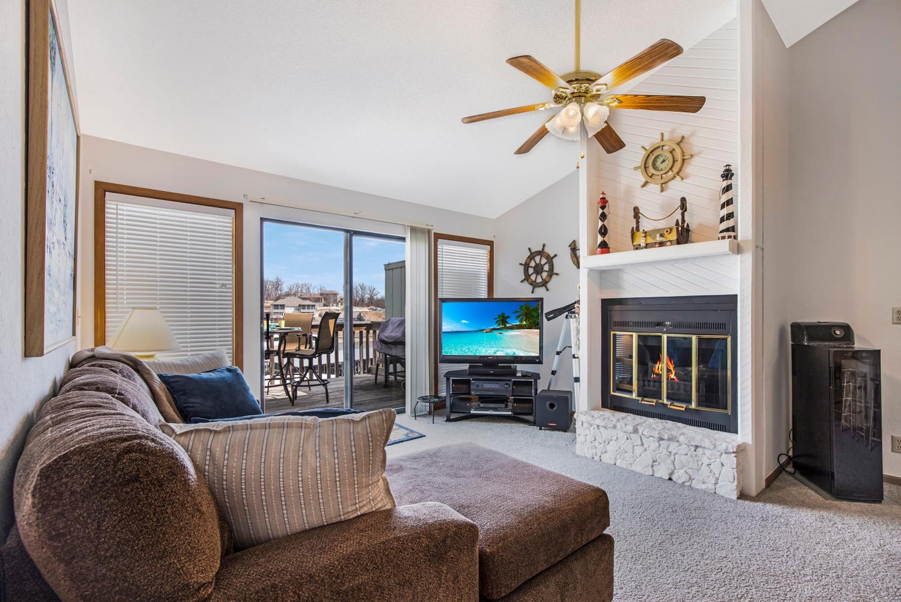 Amazing Lakefront Pool On Coveted Horseshoe Bend!