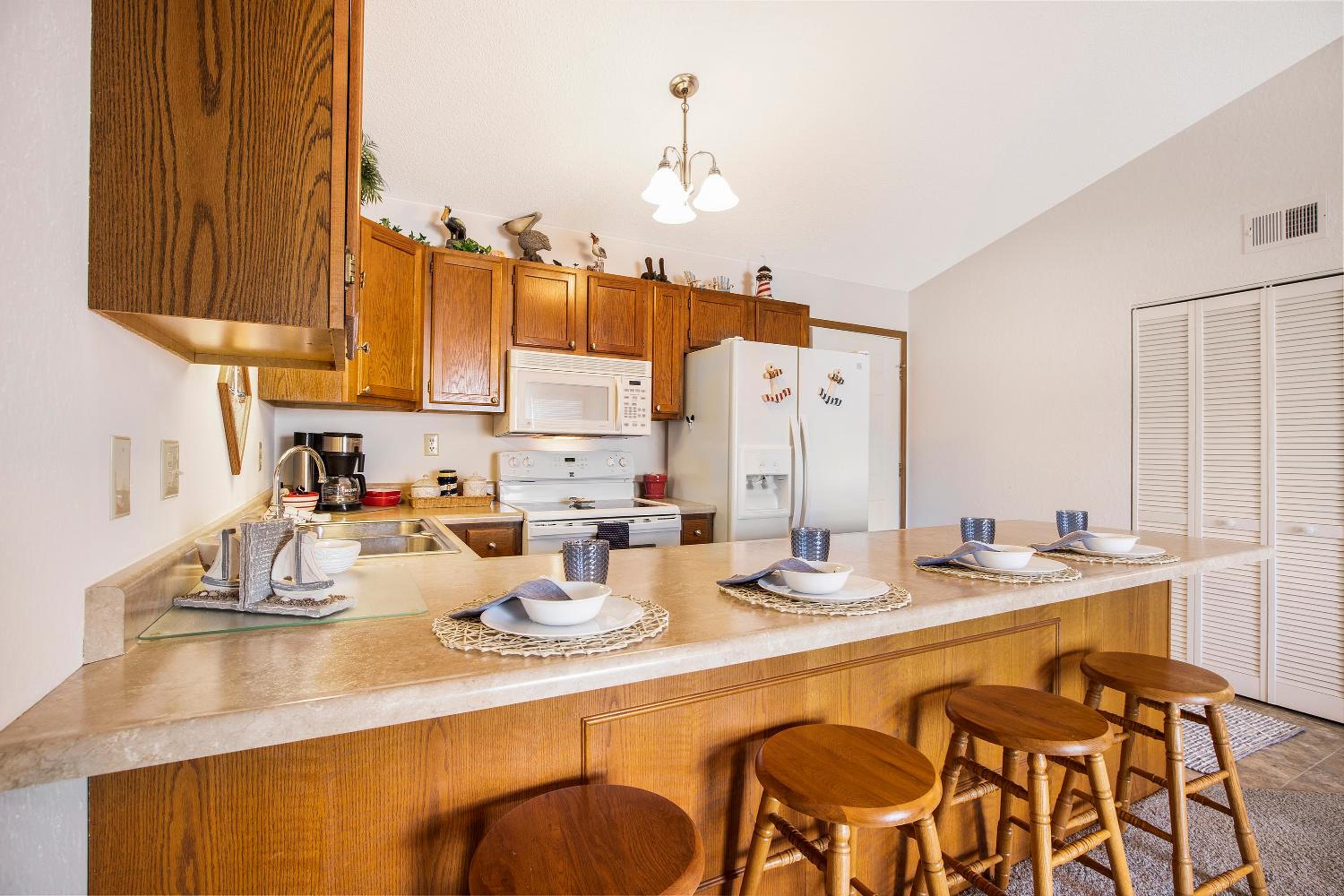 Amazing Lakefront Pool On Coveted Horseshoe Bend!