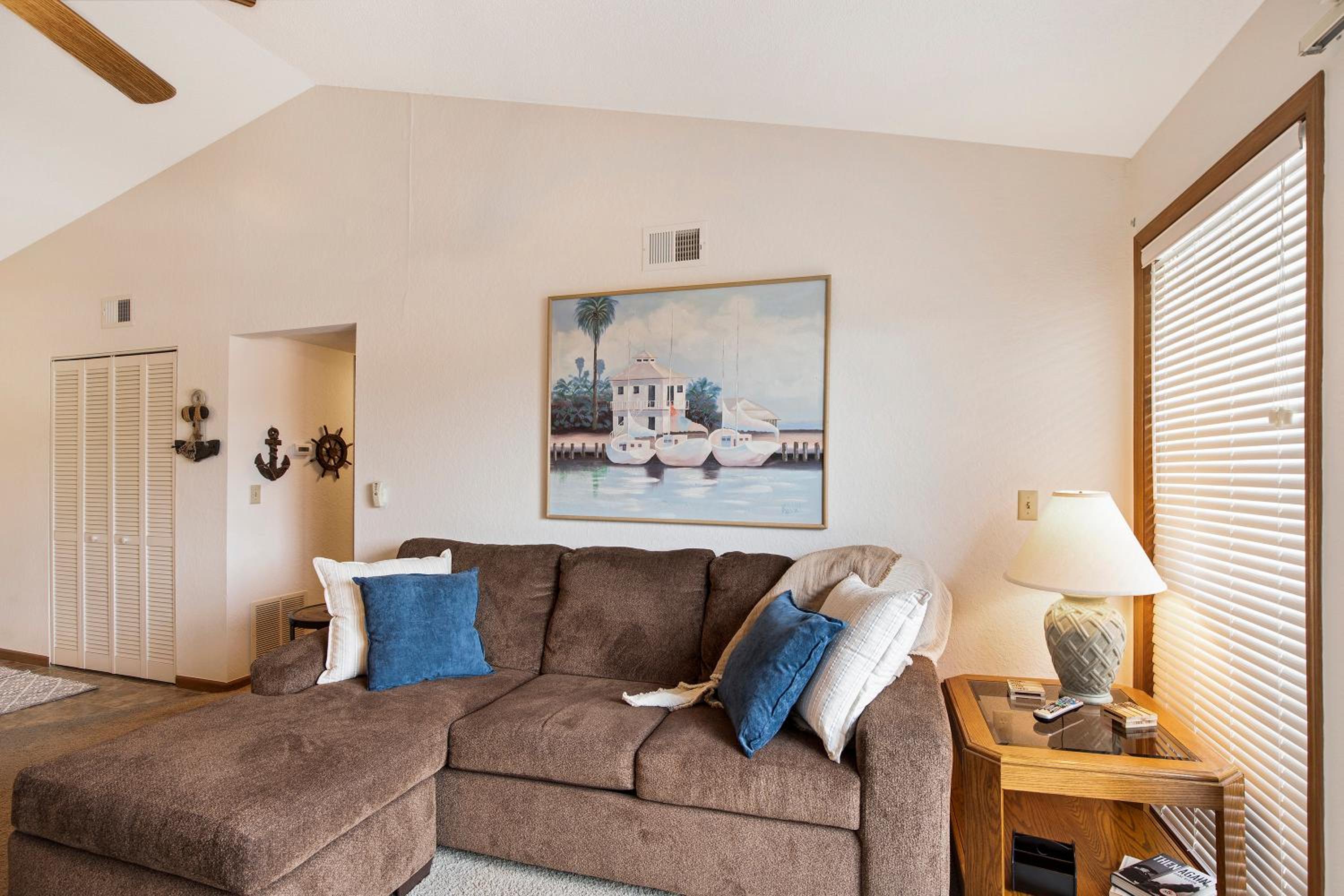 Amazing Lakefront Pool On Coveted Horseshoe Bend!