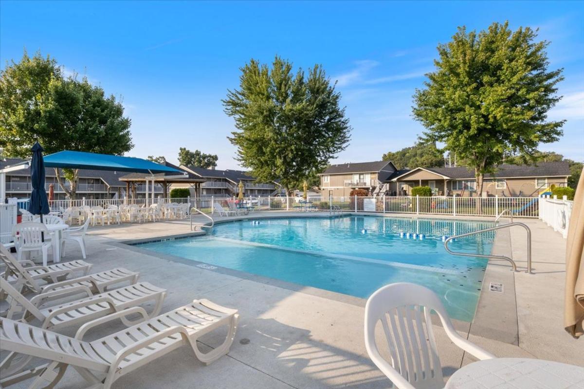 Family Fun at Lake Vibin' Lazy Days Osage Beach w/ 2 Pools, Playground, Games & Calm Water