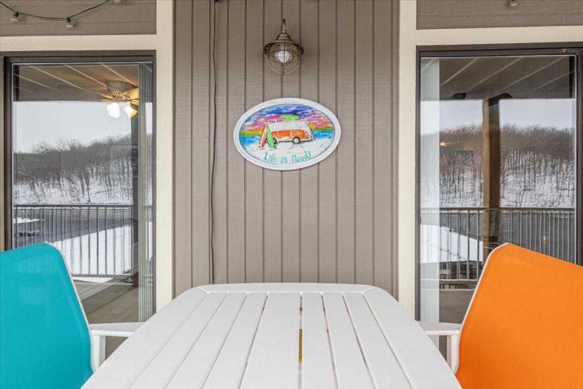 Family Fun at Lake Vibin' Lazy Days Osage Beach w/ 2 Pools, Playground, Games & Calm Water