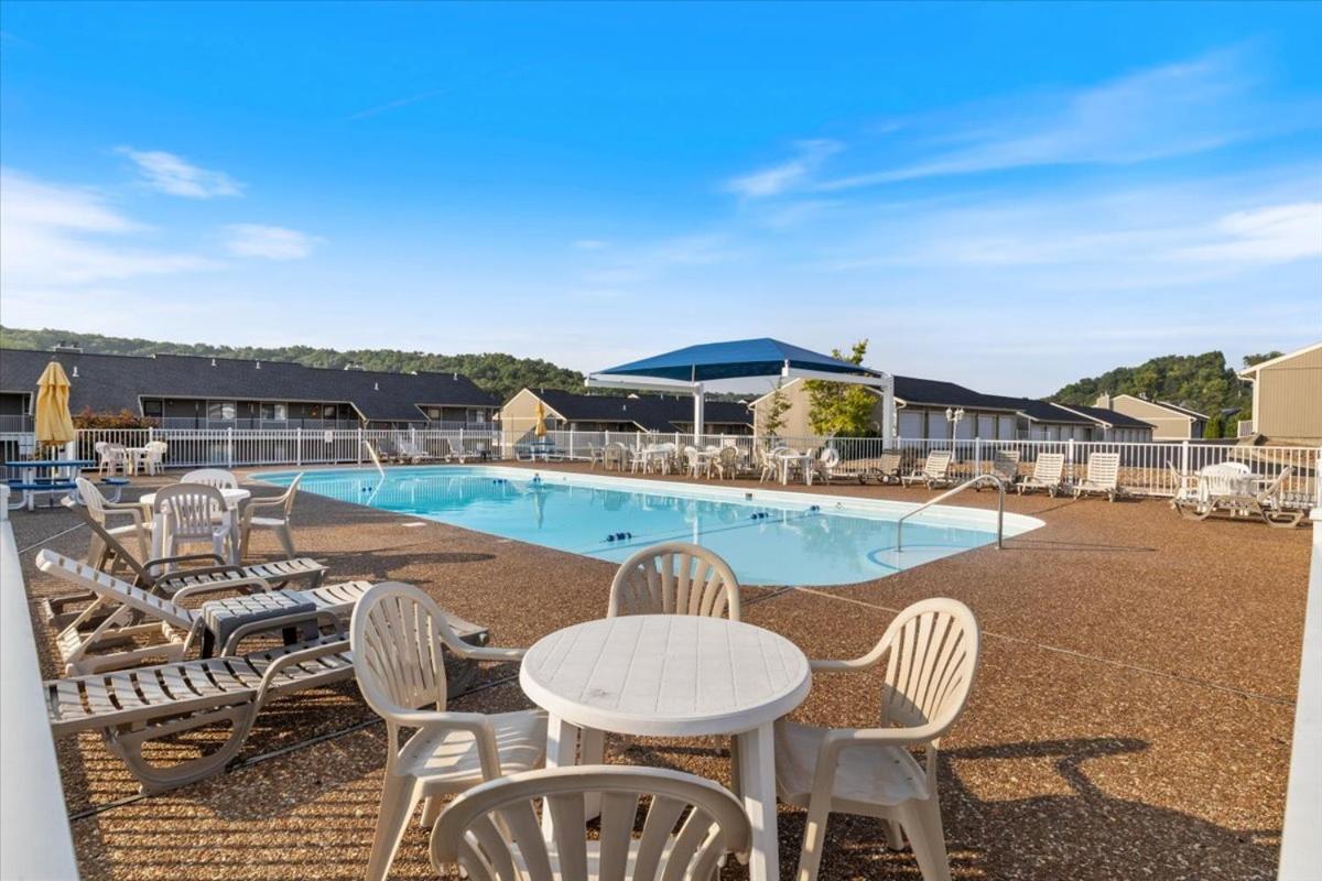 Family Fun at Lake Vibin' Lazy Days Osage Beach w/ 2 Pools, Playground, Games & Calm Water
