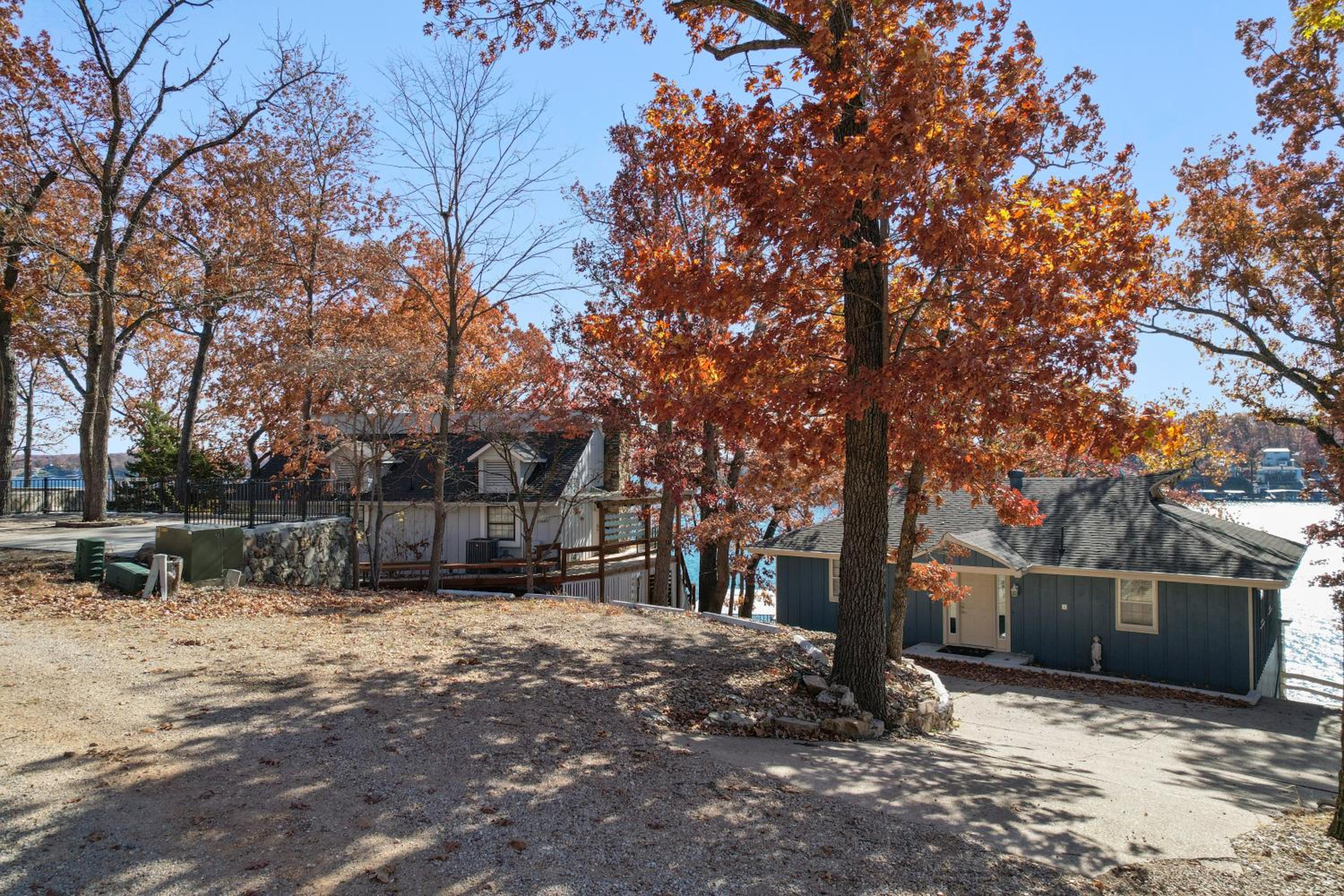 Expansive Decks, Firepit, Stunning Views All Over