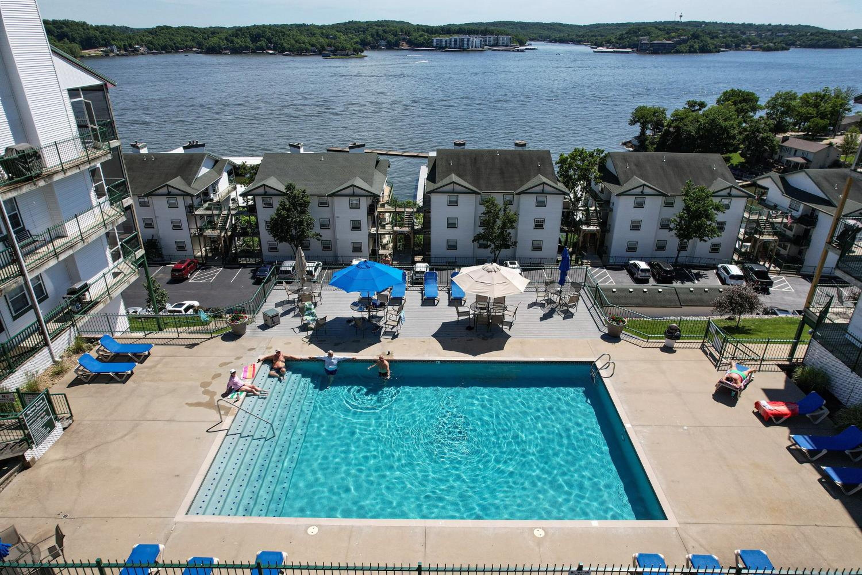 Breathtaking Views - Two Pools - Enclosed Balcony