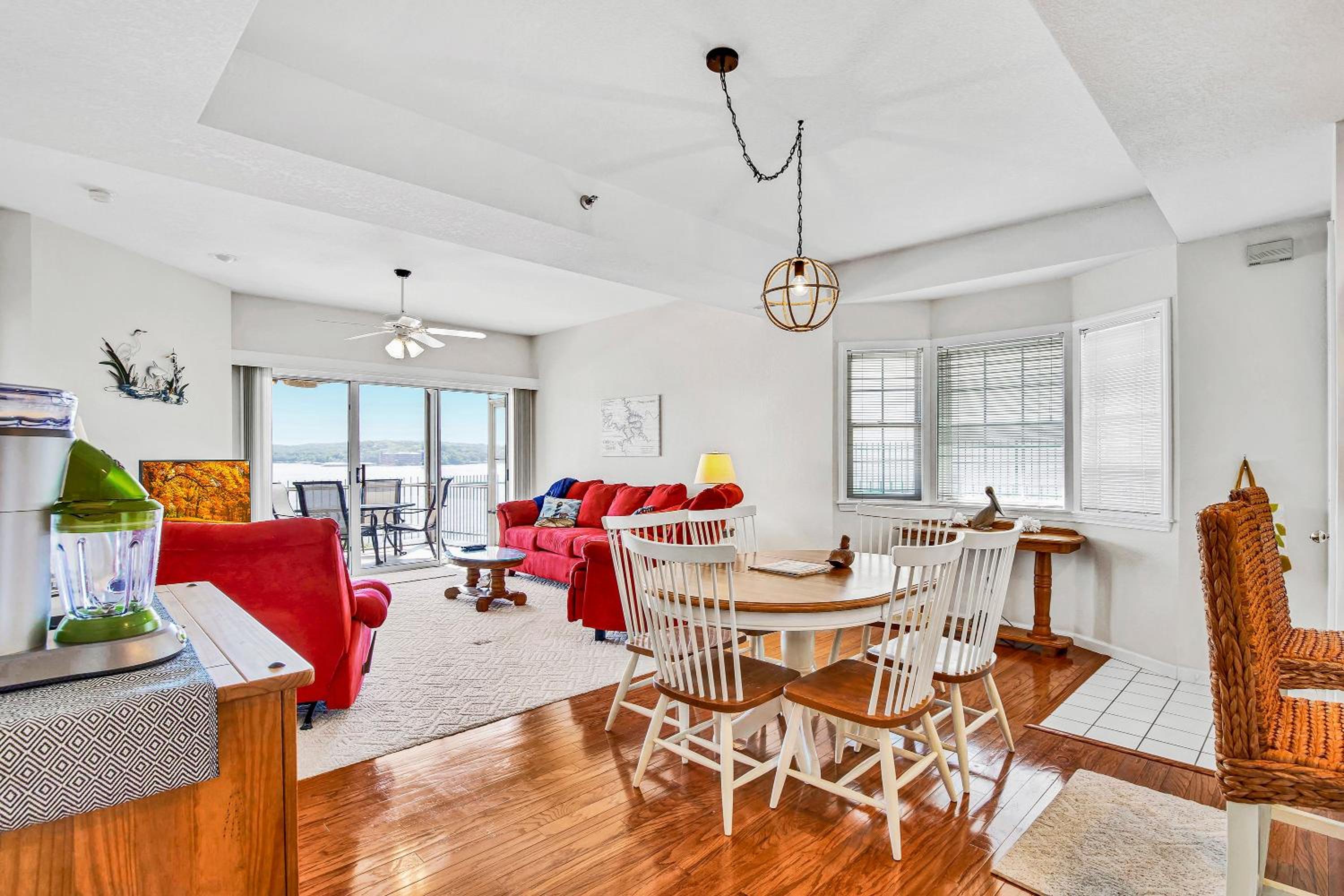 Breathtaking Views - Two Pools - Enclosed Balcony