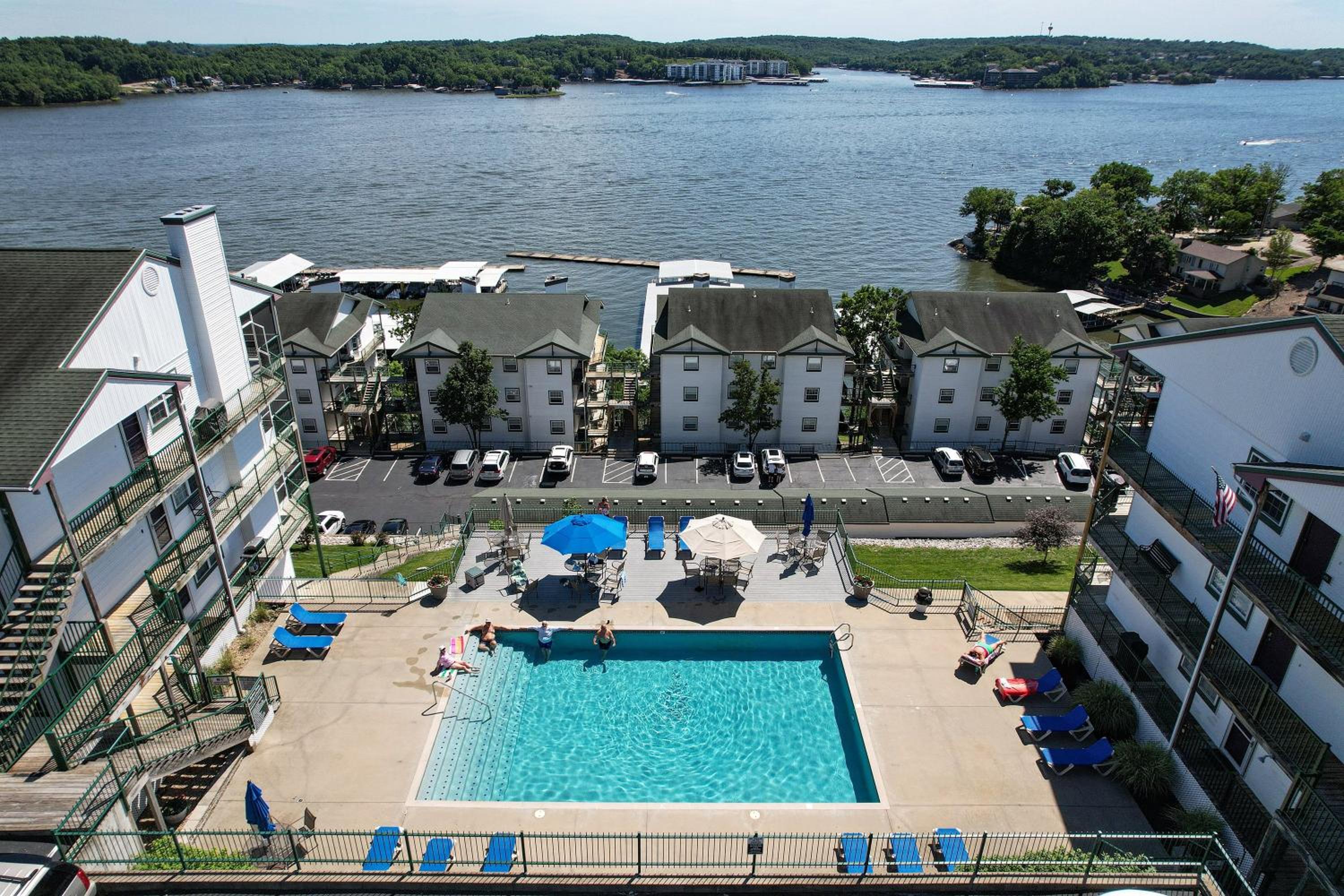 Breathtaking Views - Two Pools - Enclosed Balcony