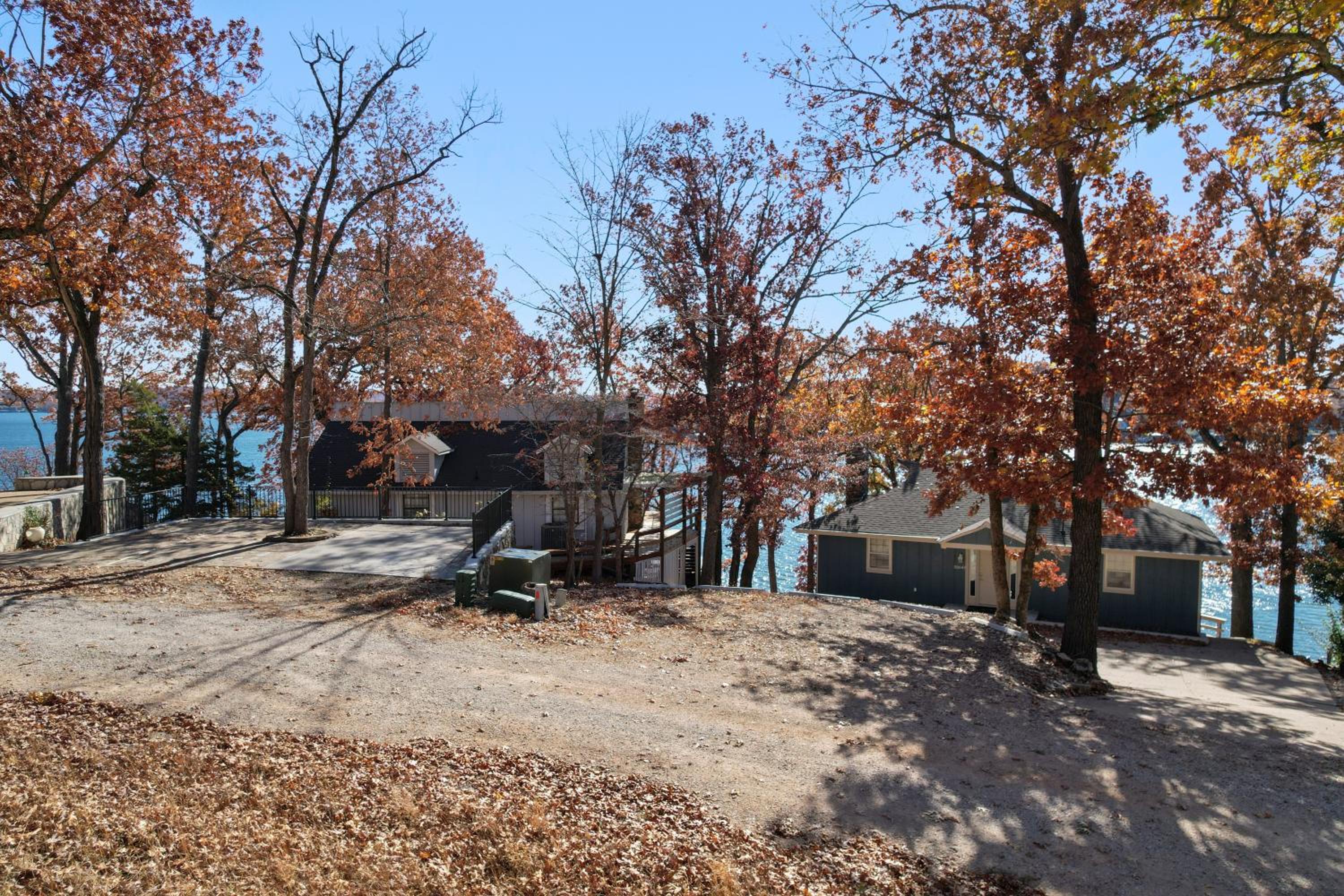 Expansive Decks, Firepit, Stunning Views All Over