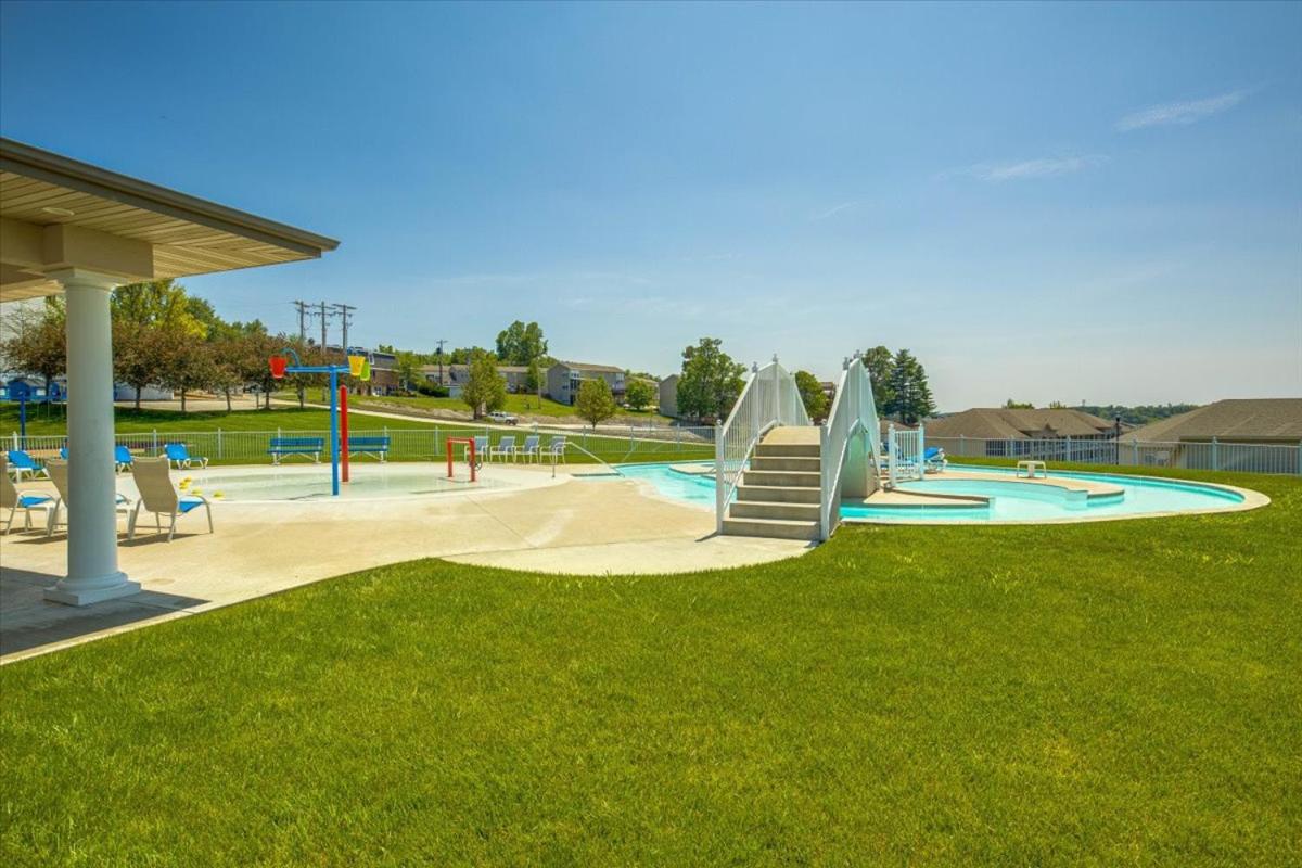 Family-Perfect Lakefront Fun at The Ledges, 21mm, 2 Pools & Beach