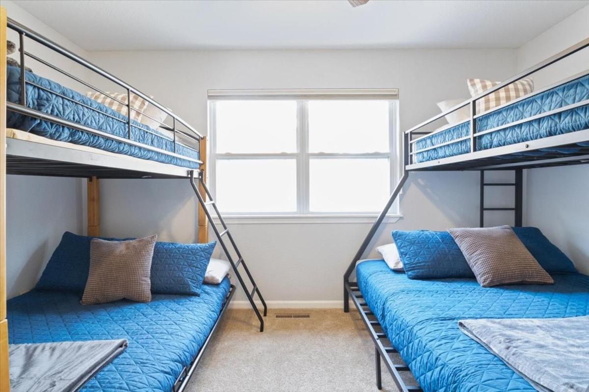 Expansive Deck, Beautiful Views, Private Dock & Boat Slip