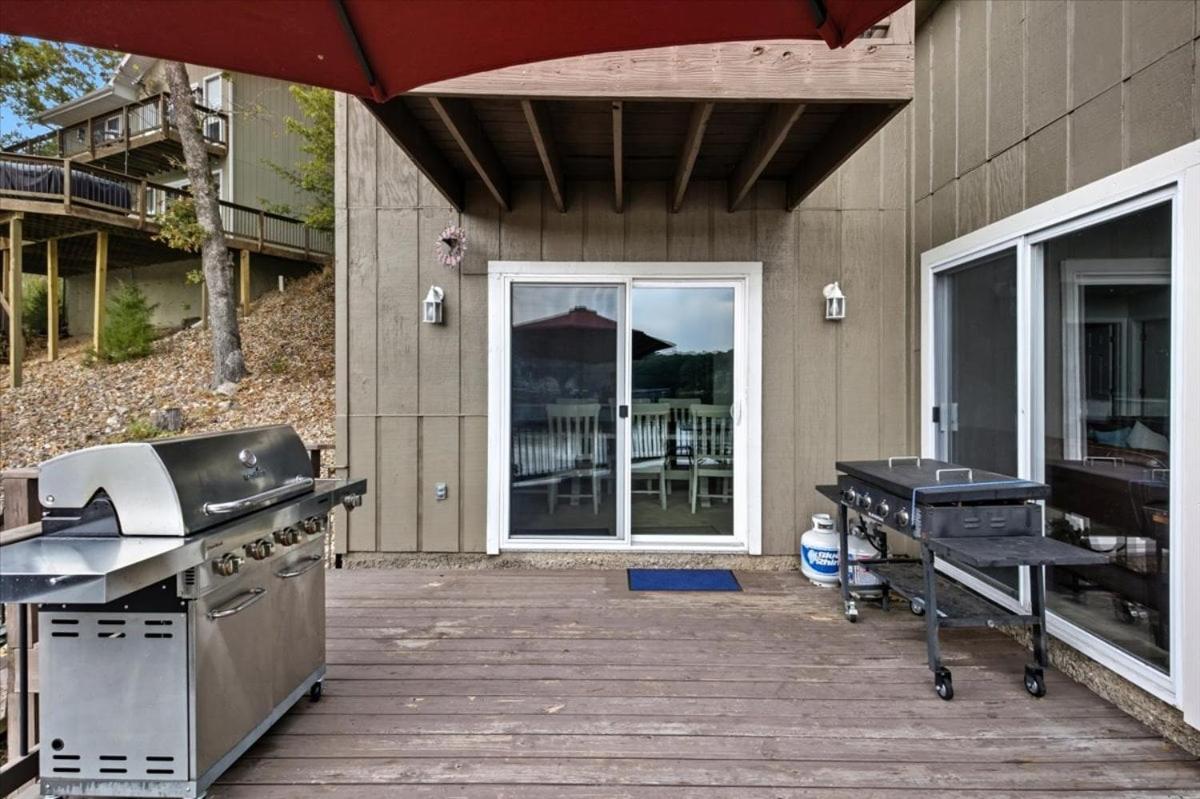 Expansive Deck, Beautiful Views, Private Dock & Boat Slip