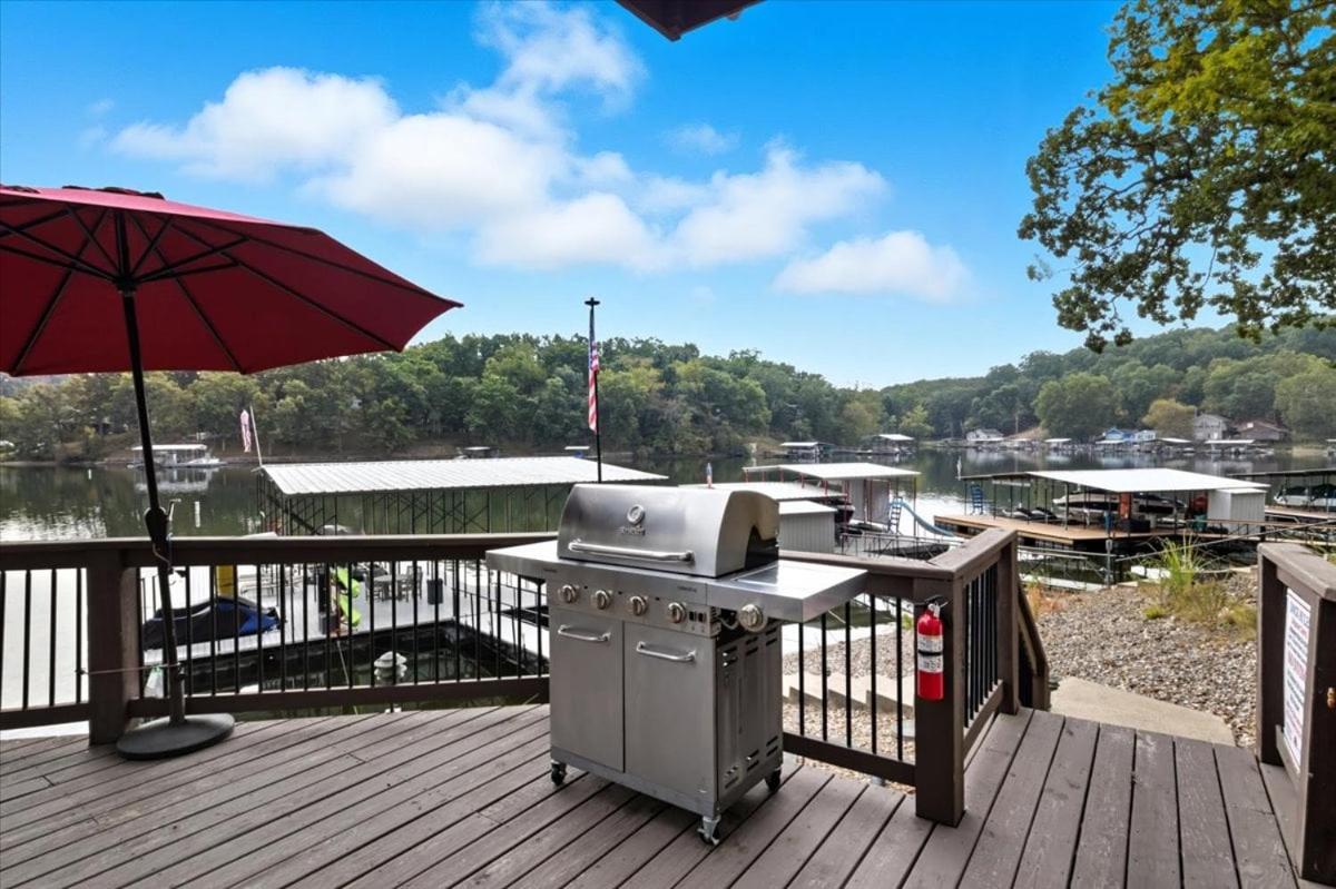 Expansive Deck, Beautiful Views, Private Dock & Boat Slip