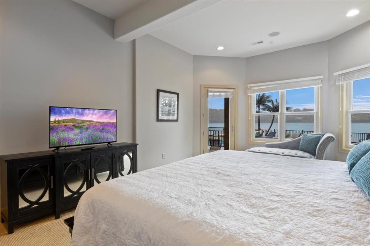 Luxury Lakefront Escape w/ Heated Pool, Hot Tub & Theater