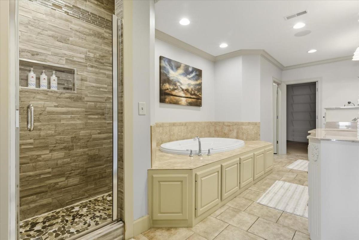 Luxury Lakefront Escape w/ Heated Pool, Hot Tub & Theater