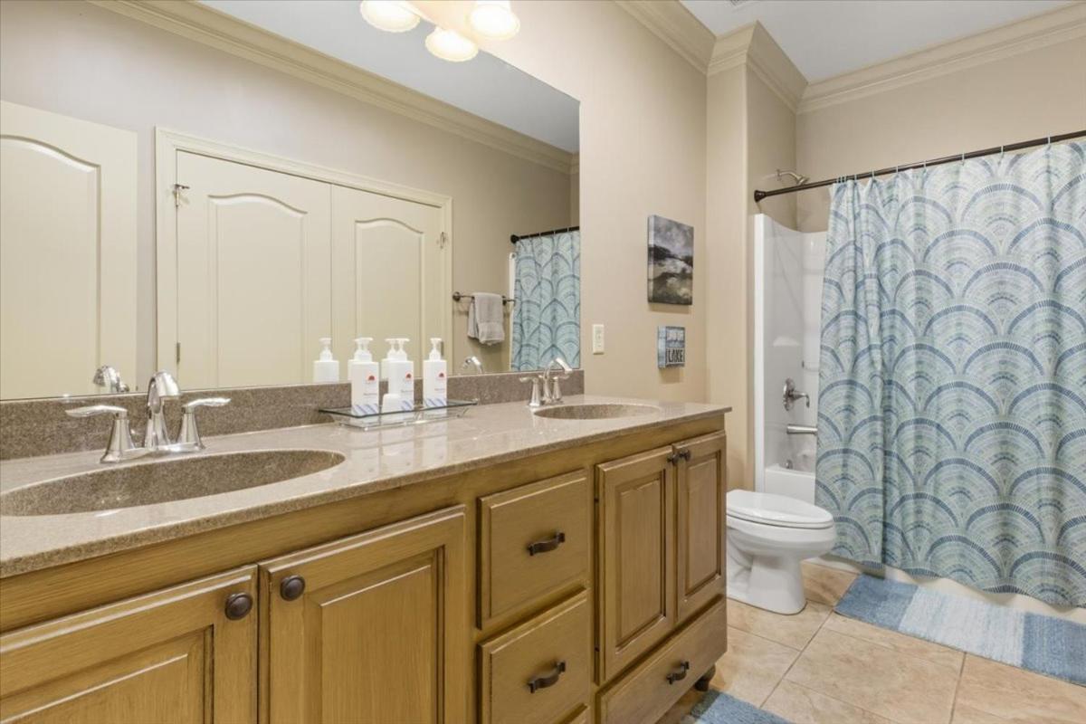 Luxury Lakefront Escape w/ Heated Pool, Hot Tub & Theater
