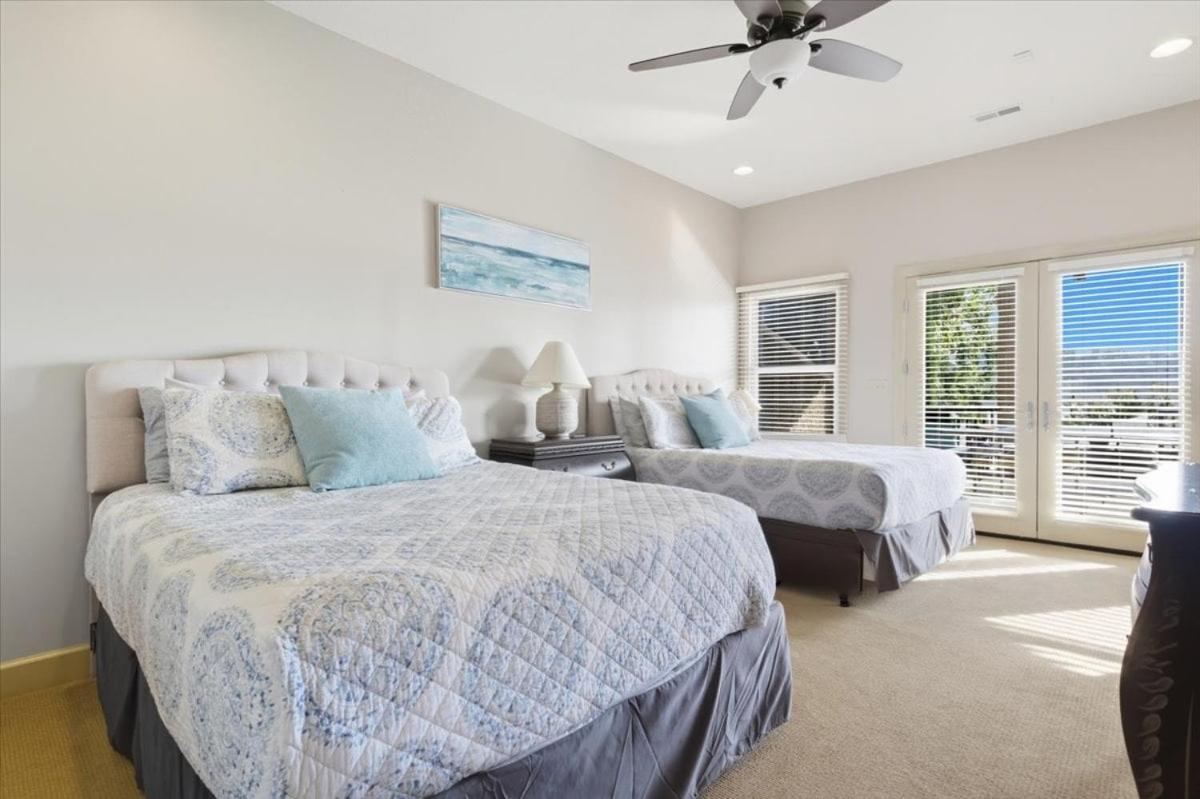 Luxury Lakefront Escape w/ Heated Pool, Hot Tub & Theater