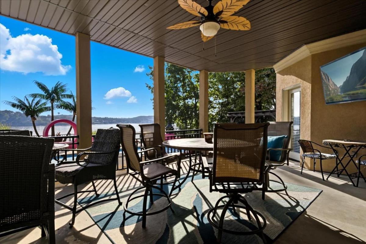Luxury Lakefront Escape w/ Heated Pool, Hot Tub & Theater
