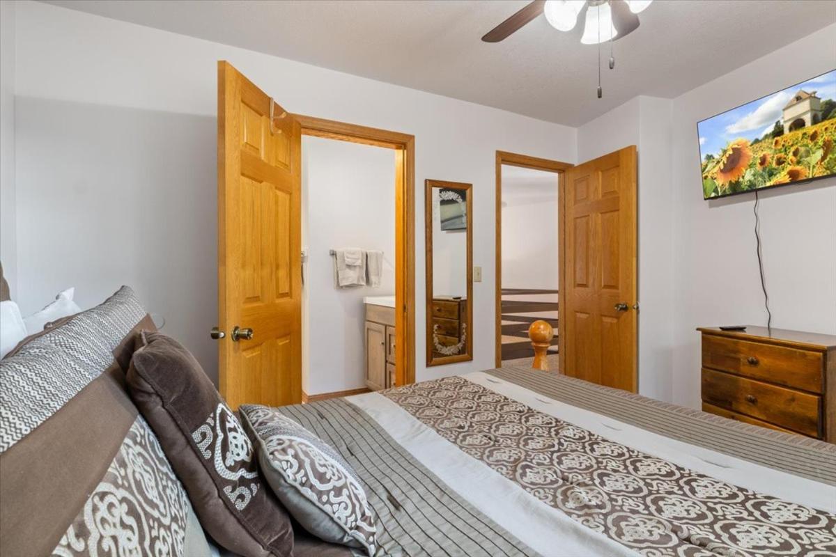 Newly Updated Interior, Sunroom w/ Hot Tub, Deck, Deep Water Dock, Boat & PWC Slips