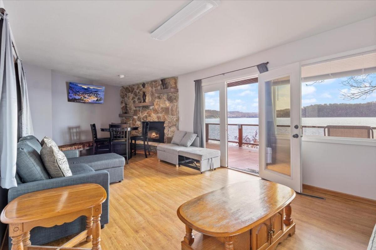 Newly Updated Interior, Sunroom w/ Hot Tub, Deck, Deep Water Dock, Boat & PWC Slips