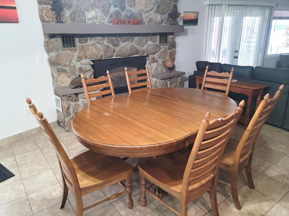 Newly Updated Interior, Sunroom w/ Hot Tub, Deck, Deep Water Dock, Boat & PWC Slips