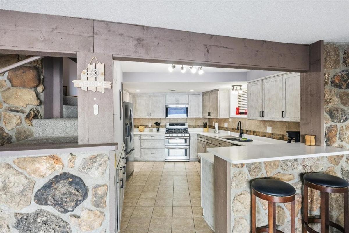 Newly Updated Interior, Sunroom w/ Hot Tub, Deck, Deep Water Dock, Boat & PWC Slips