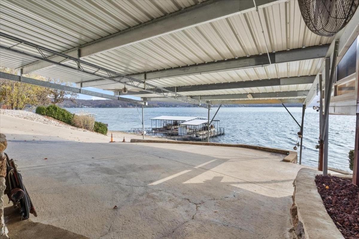 Newly Updated Interior, Sunroom w/ Hot Tub, Deck, Deep Water Dock, Boat & PWC Slips