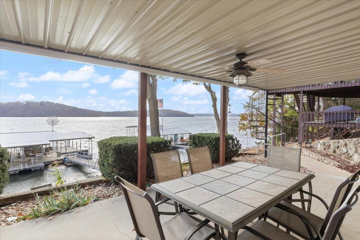 Newly Updated Interior, Sunroom w/ Hot Tub, Deck, Deep Water Dock, Boat & PWC Slips