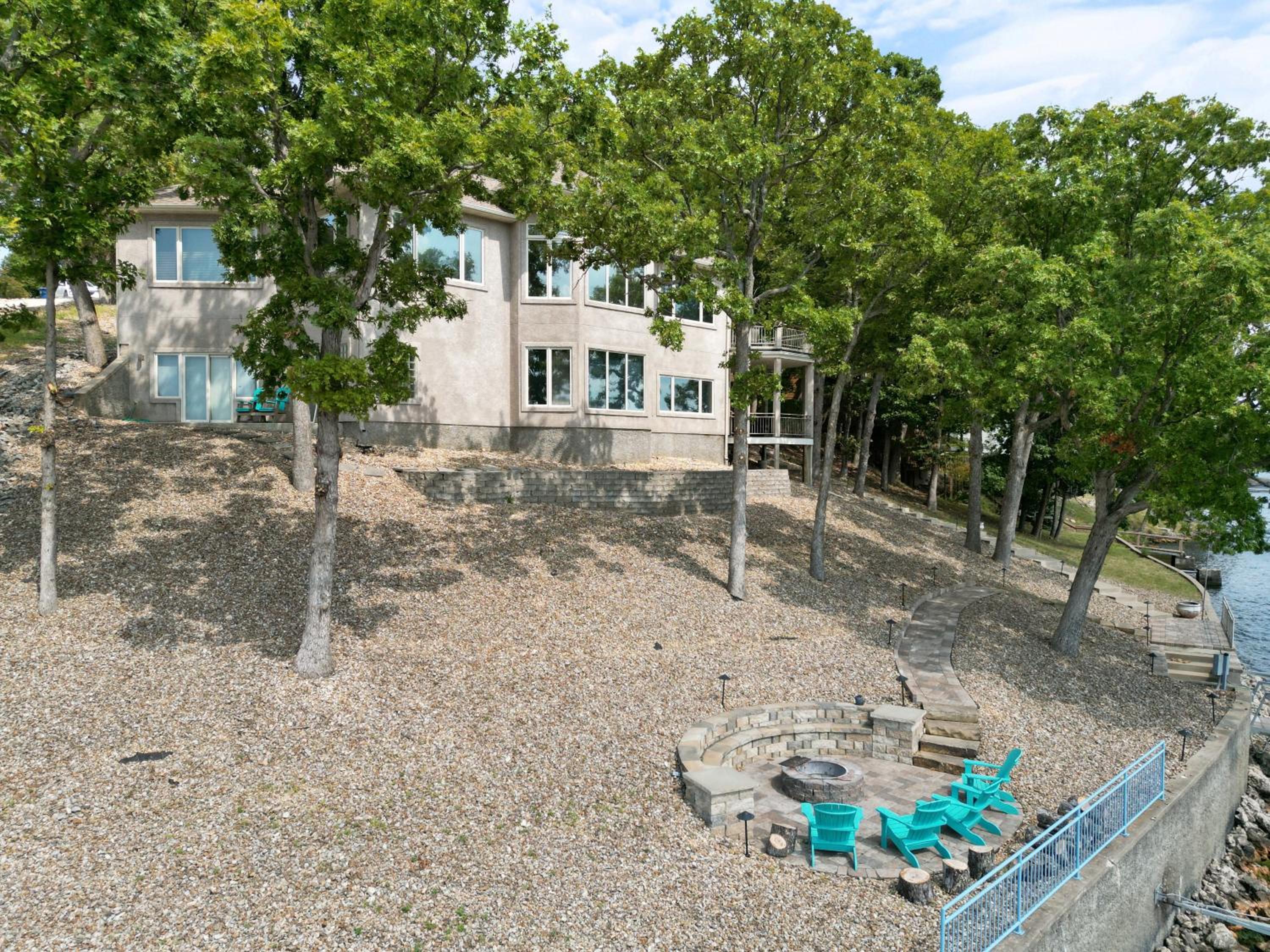Pet-Friendly Home In The Main Channel w/ Breathtaking Sunsets & Lake Views